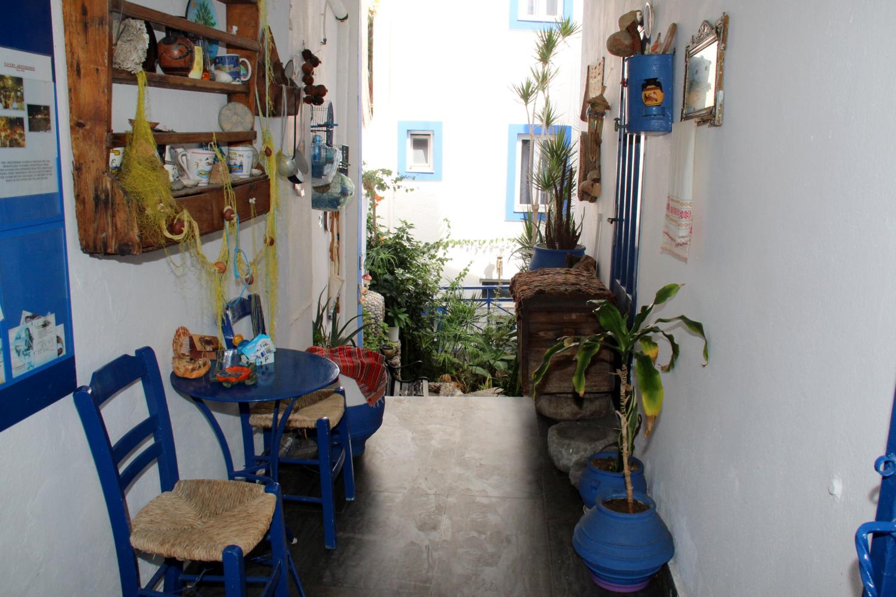 Psaras Apartments