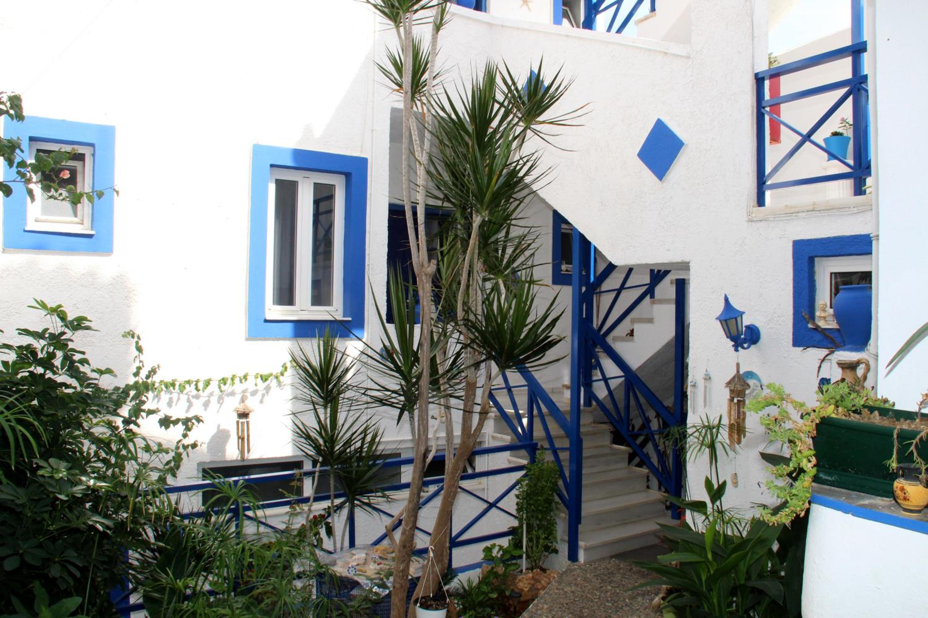 Psaras Apartments