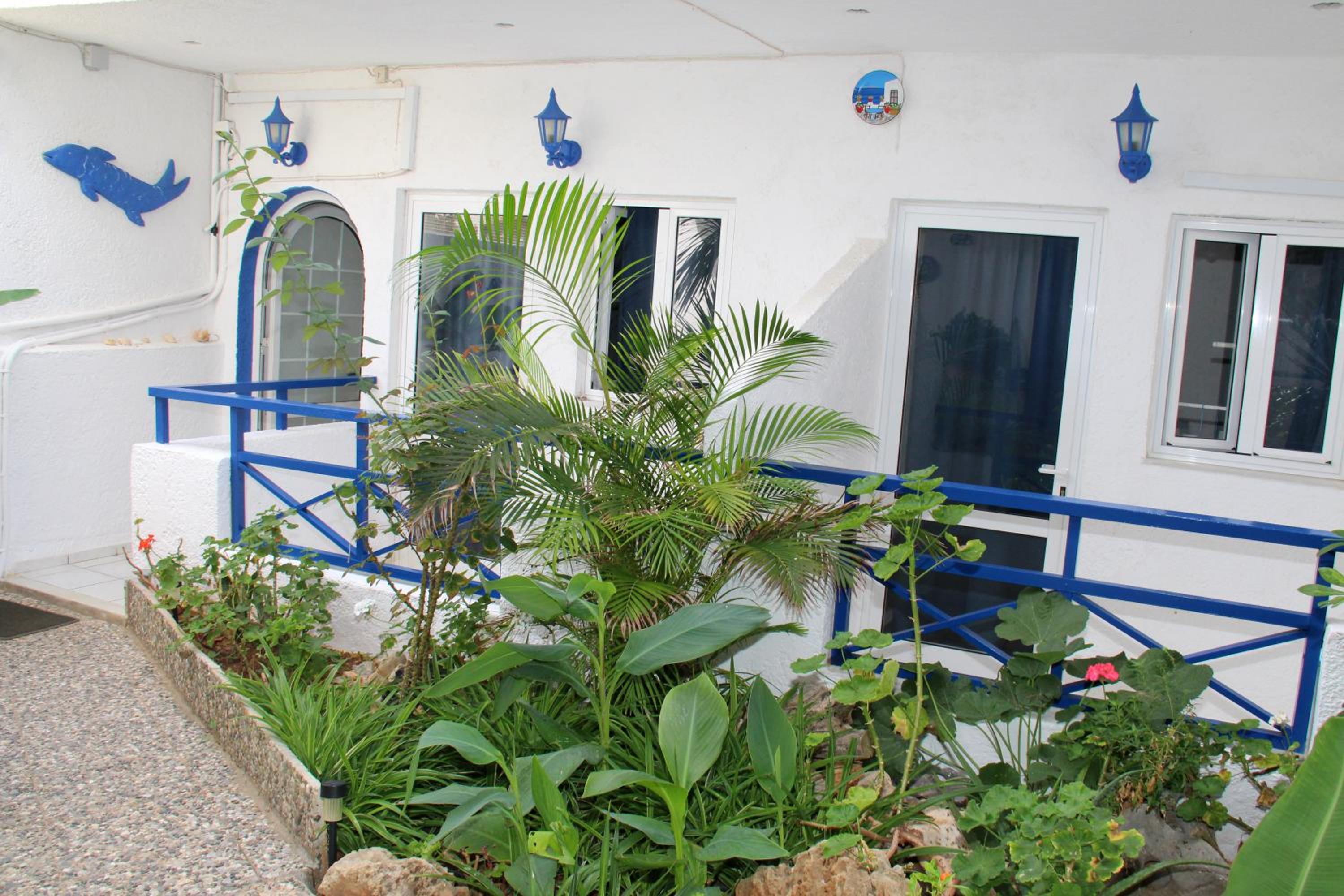 Psaras Apartments