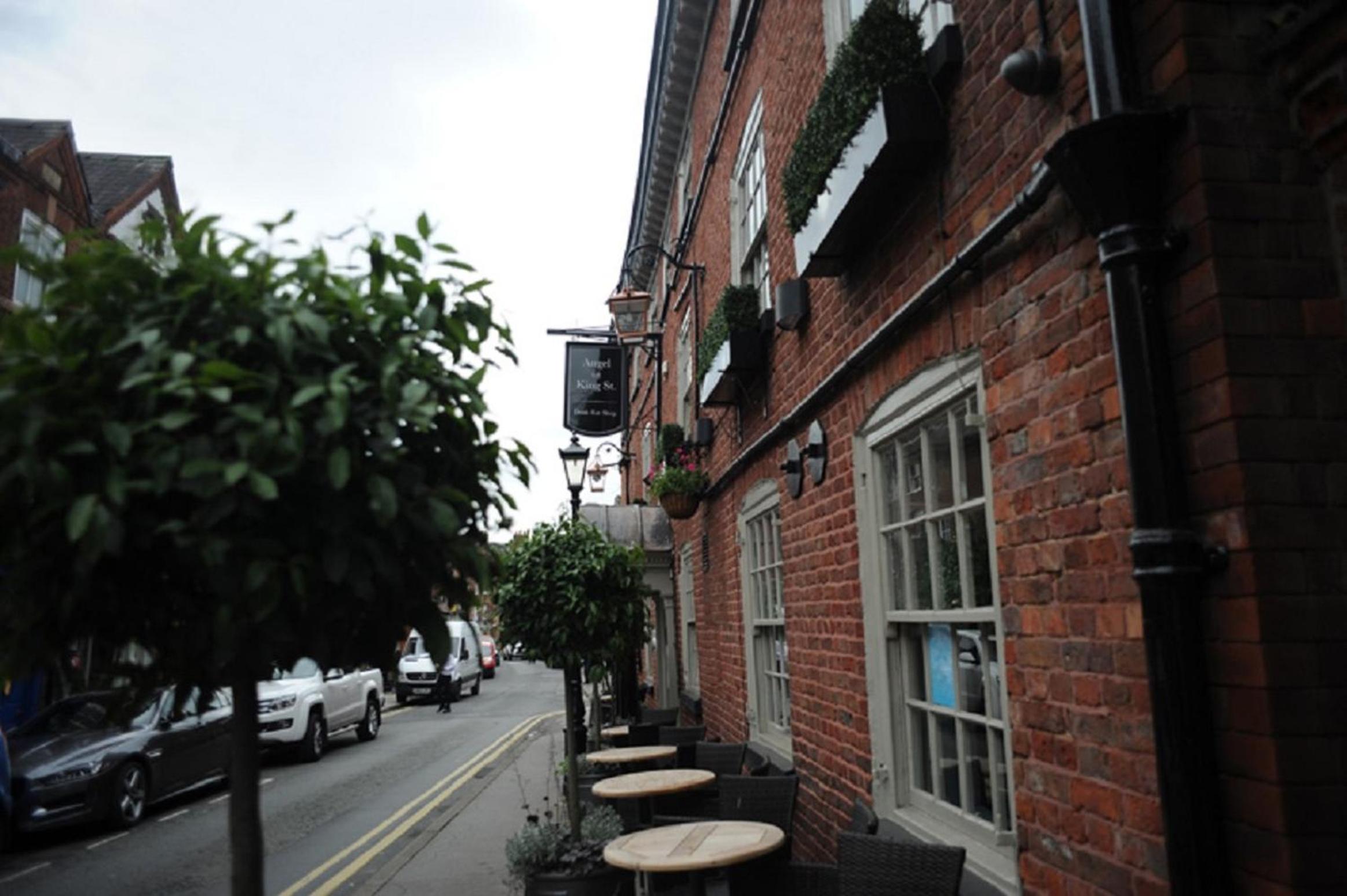Photo 48