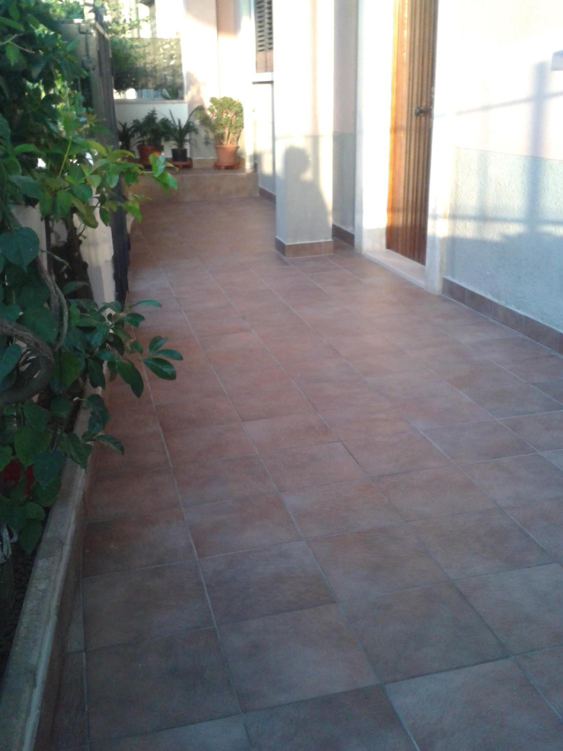 Photo 33