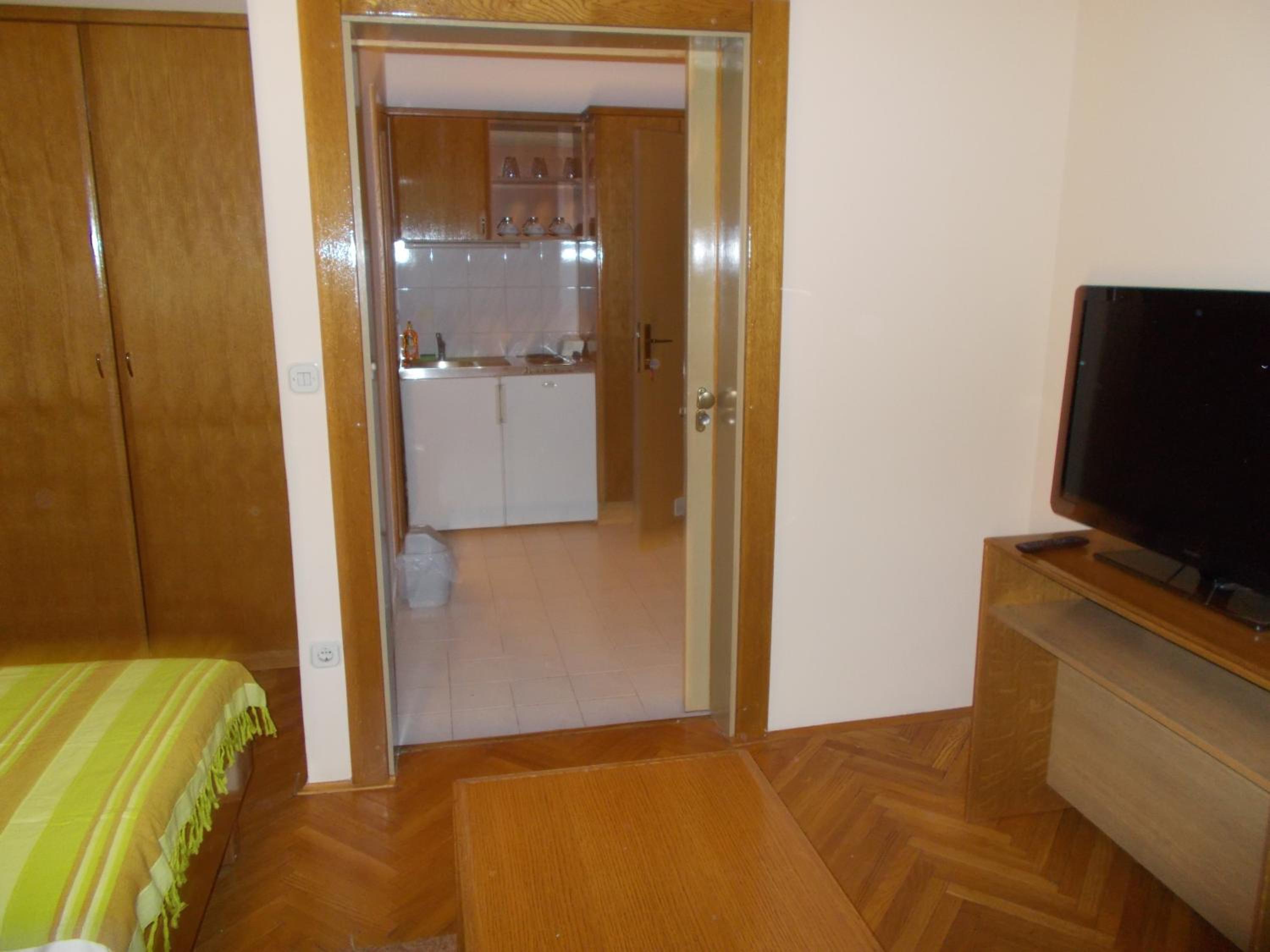 Studio Apartments 