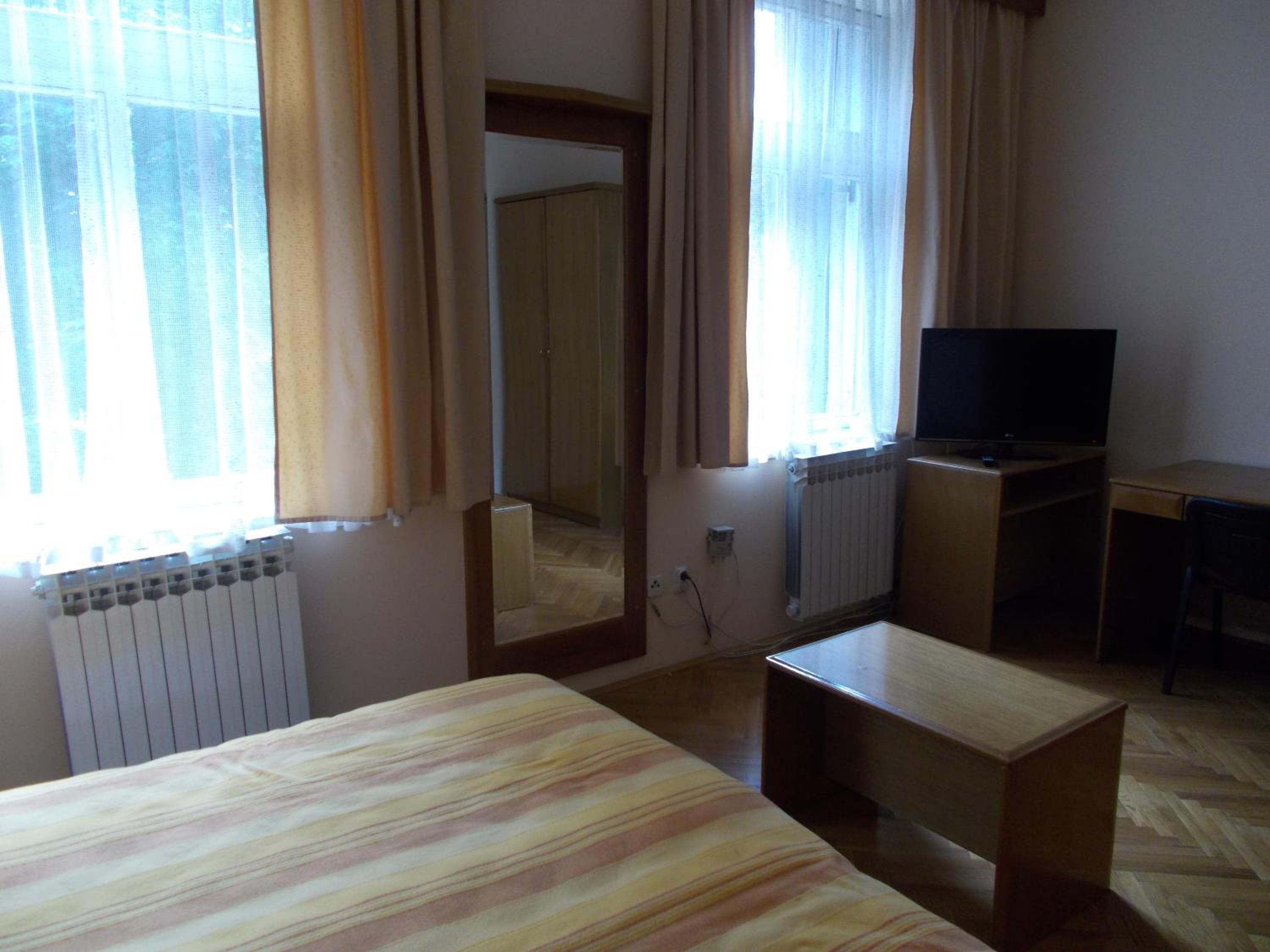 Studio Apartments 