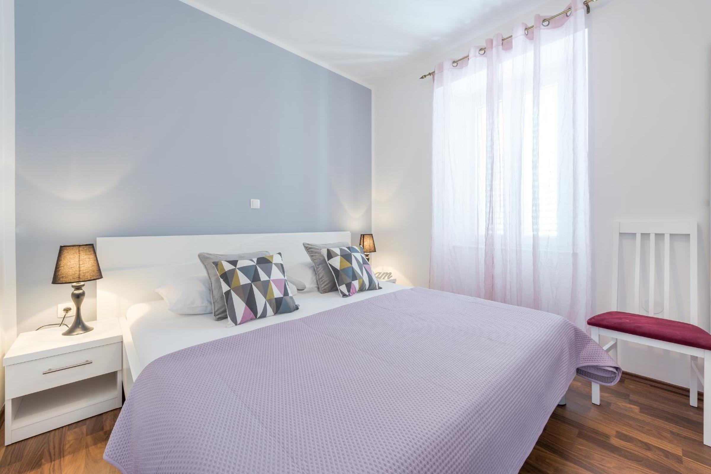 Fora Apartments