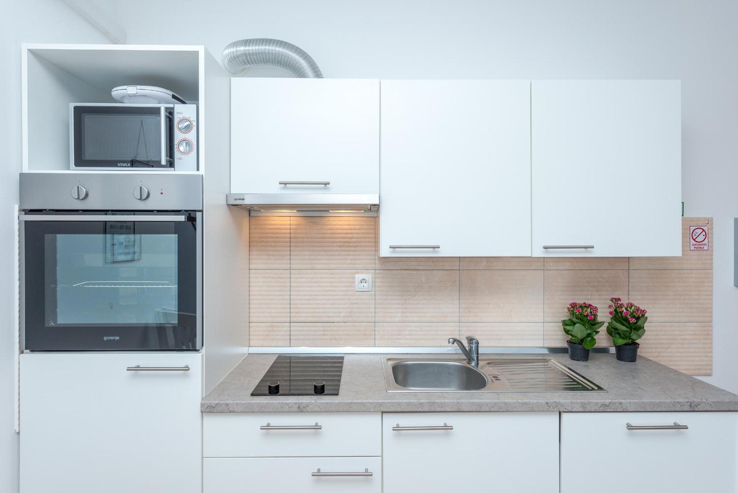 Fora Apartments