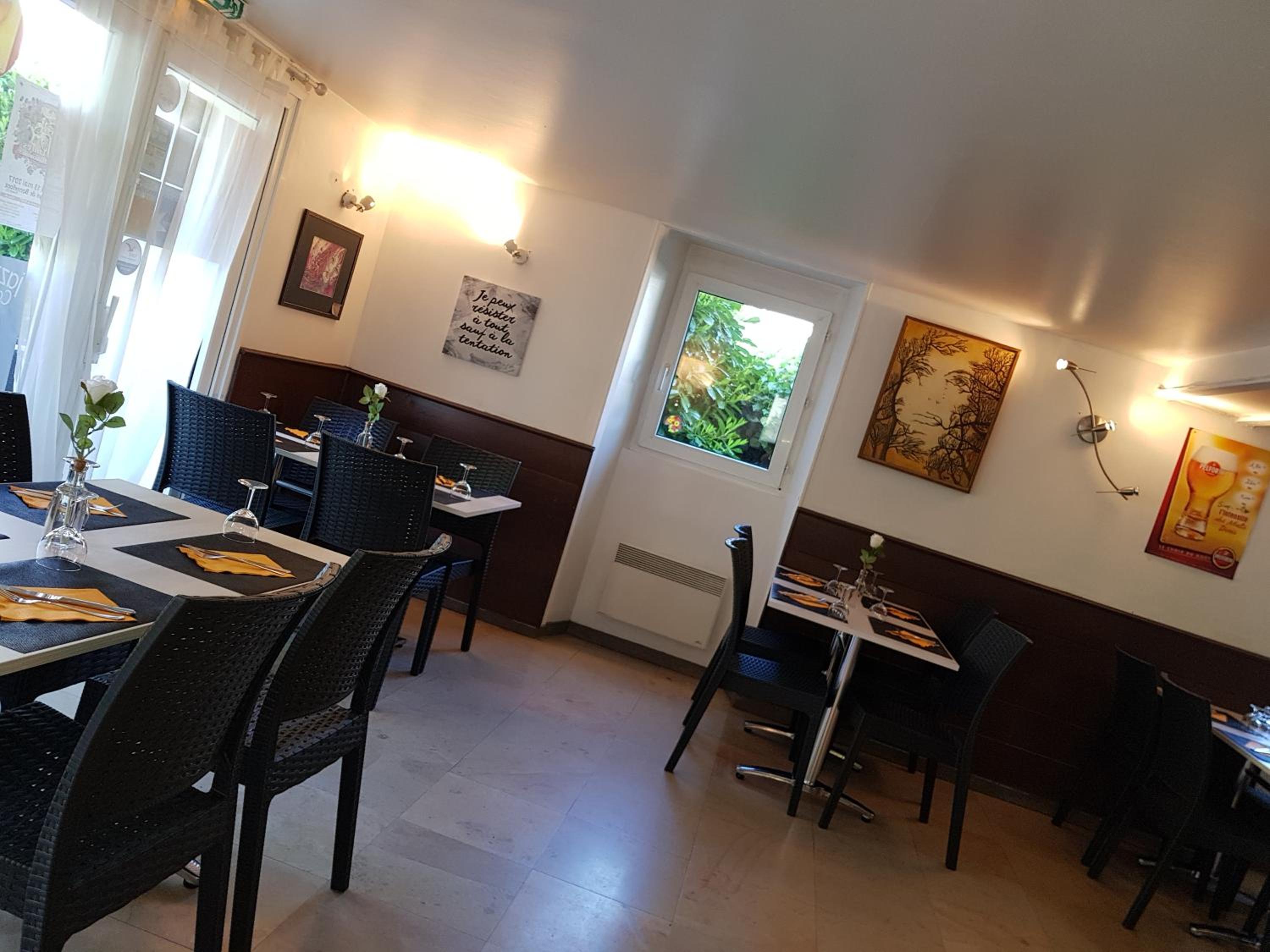 restaurant