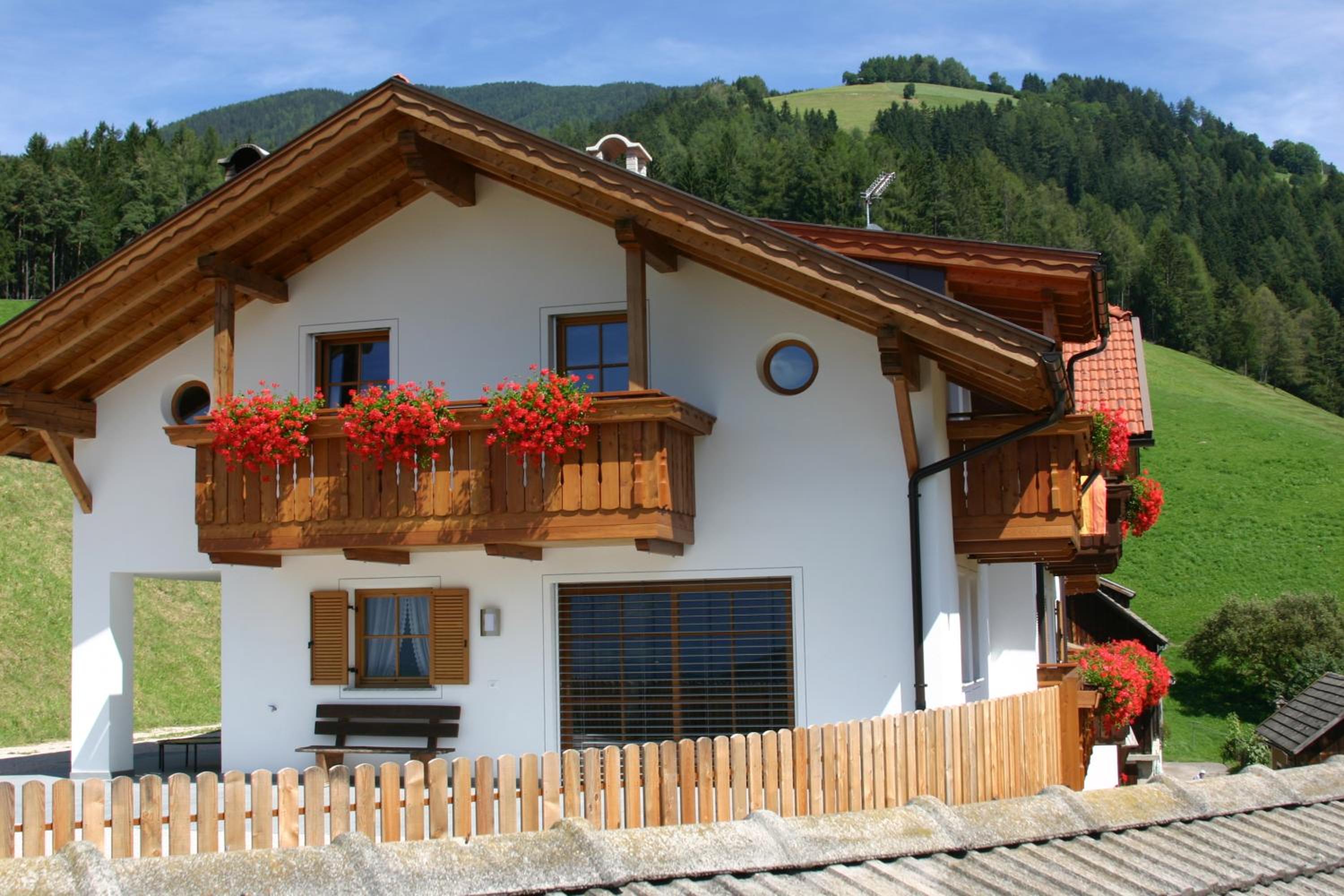 Thalerhof view 4