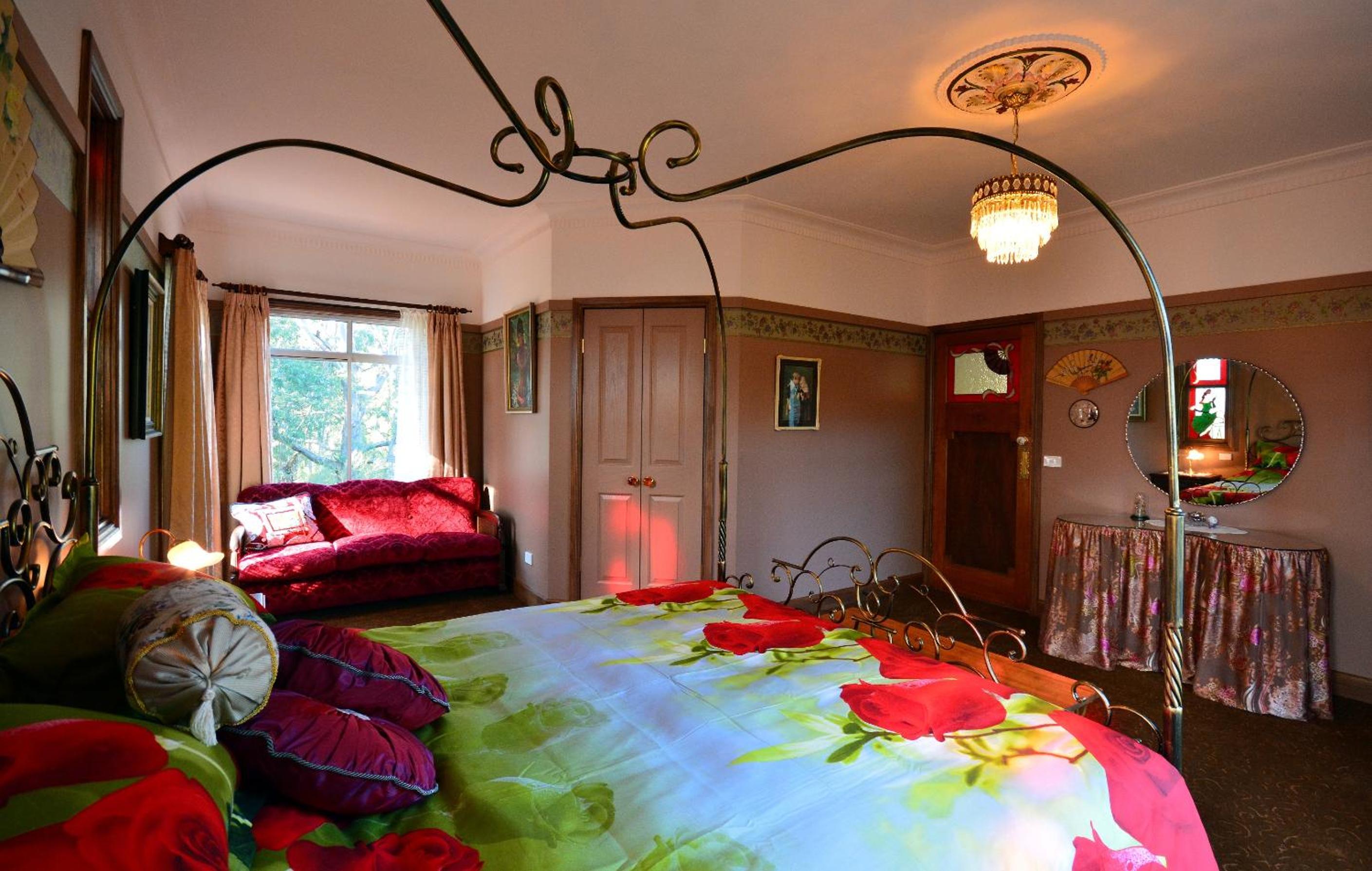 Araluen Park Cottages view 2