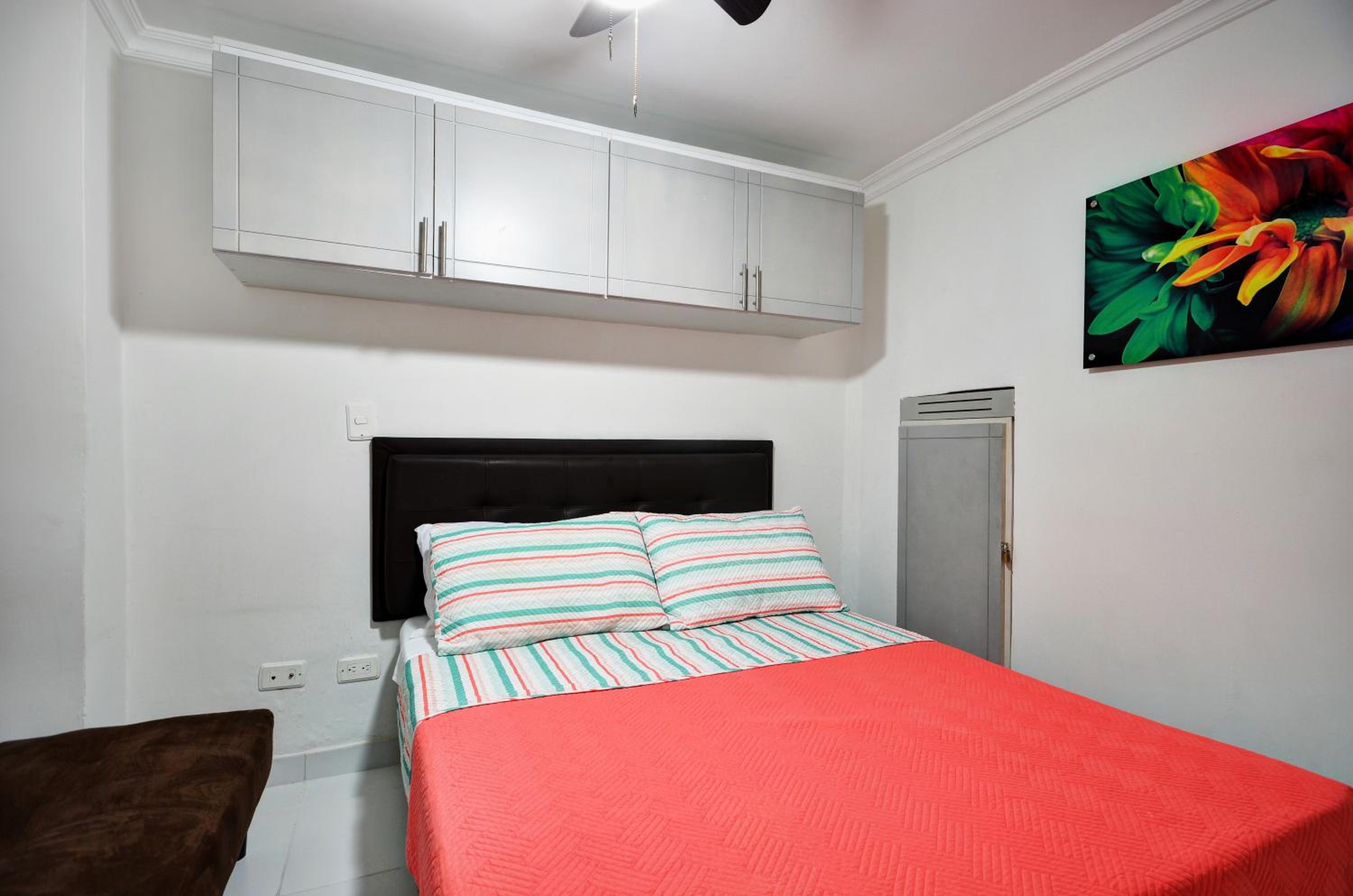 Apartamentos Amoblados JG de la 70