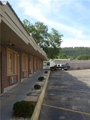 Shamrock Motel Hot Springs view 5
