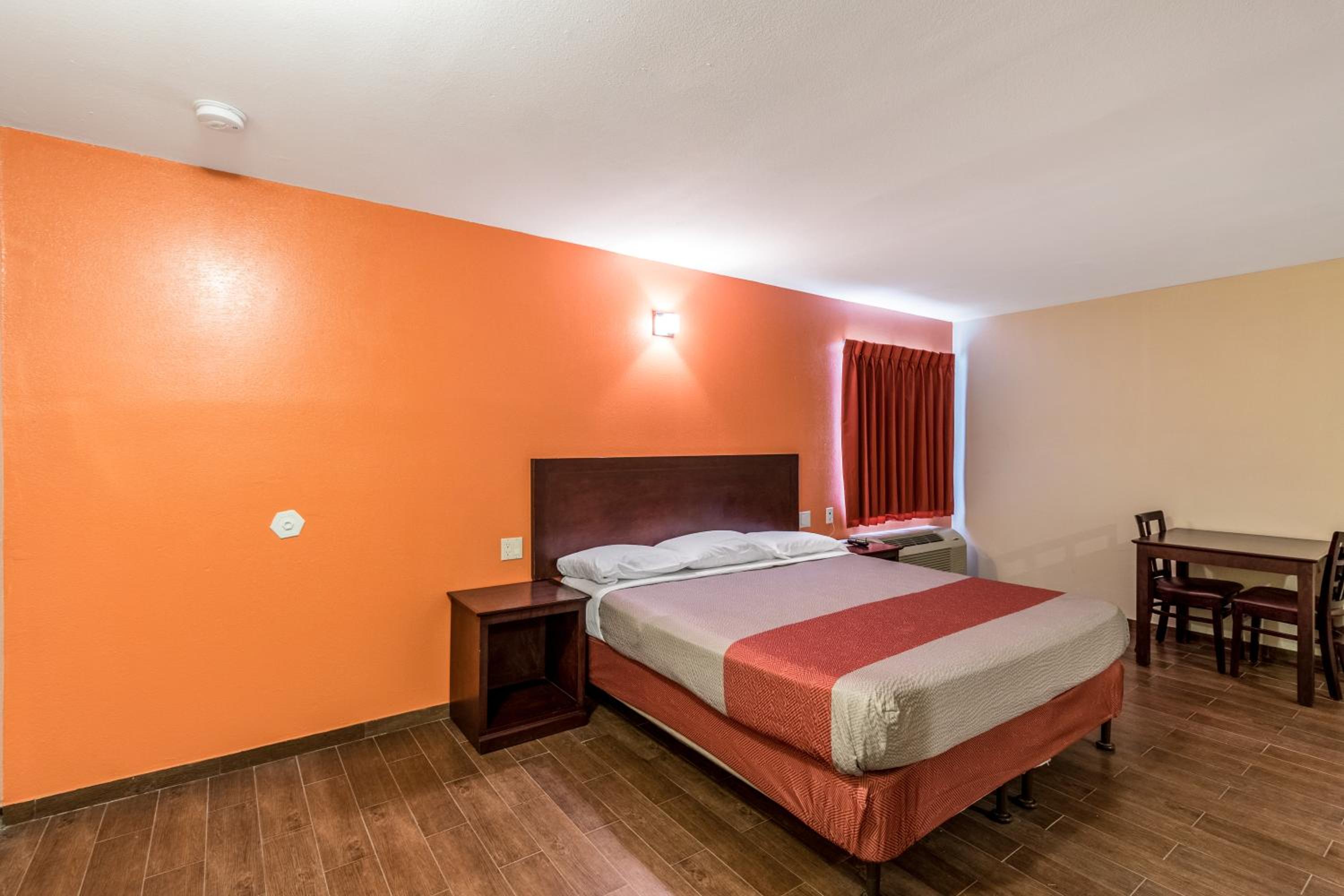 Motel 6-Blythe, CA - South