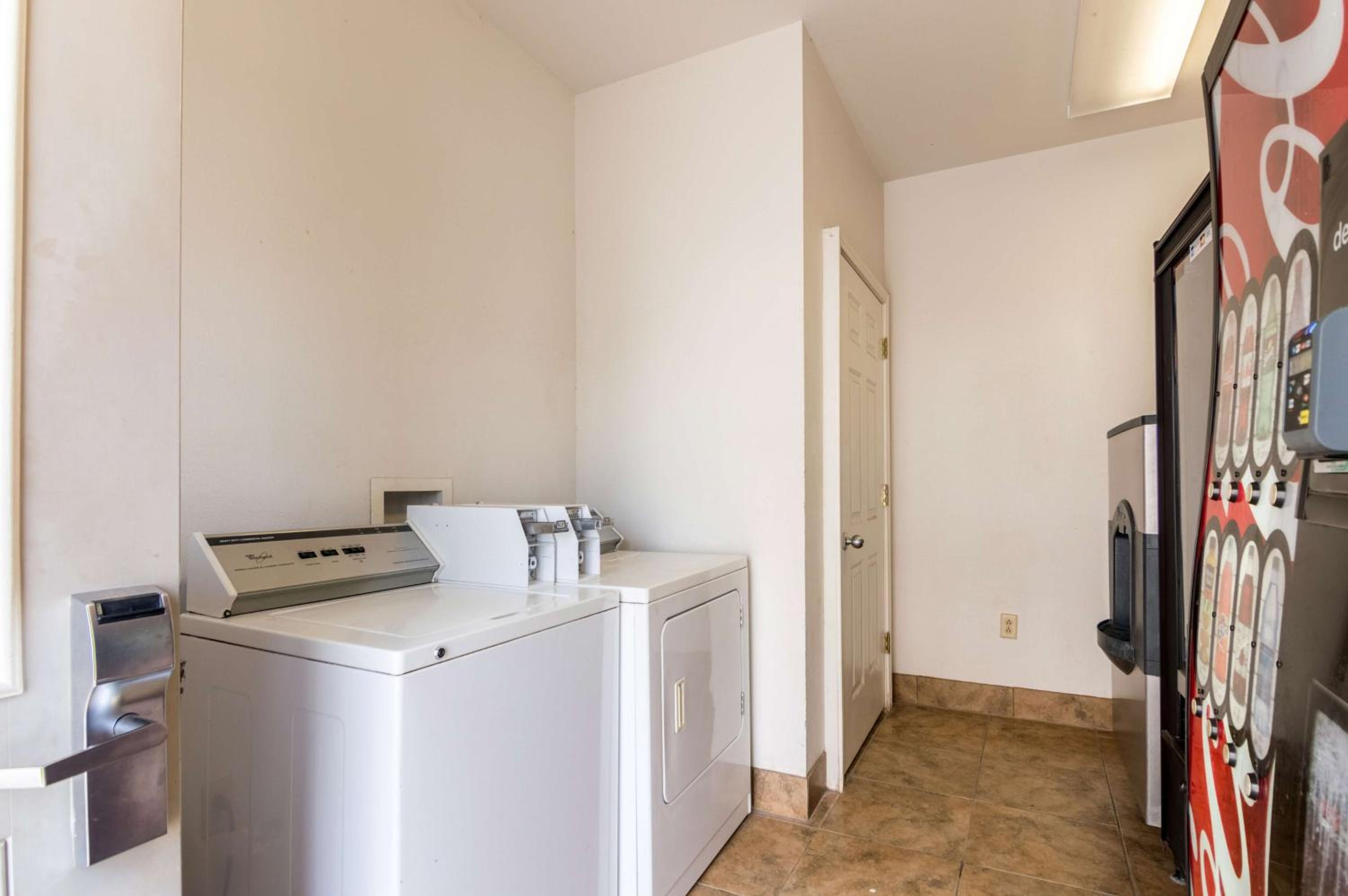 Blue Bonnet Suites -Lubbock, TX - Medical Center