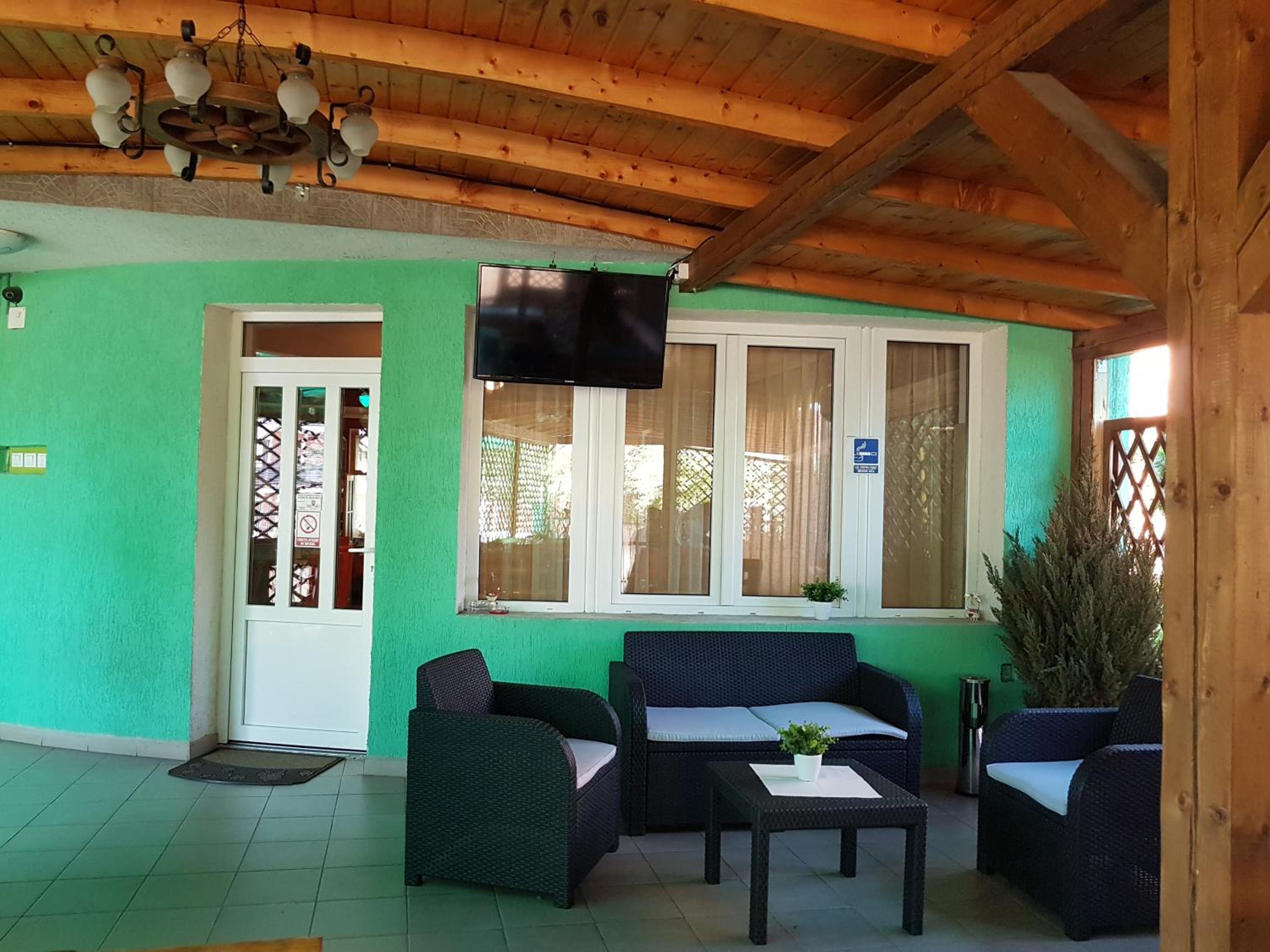 Pensiunea Verde view 3