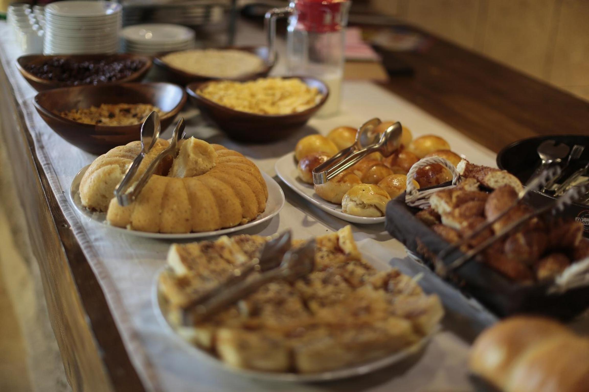 Shoestring Cave House - Image 103