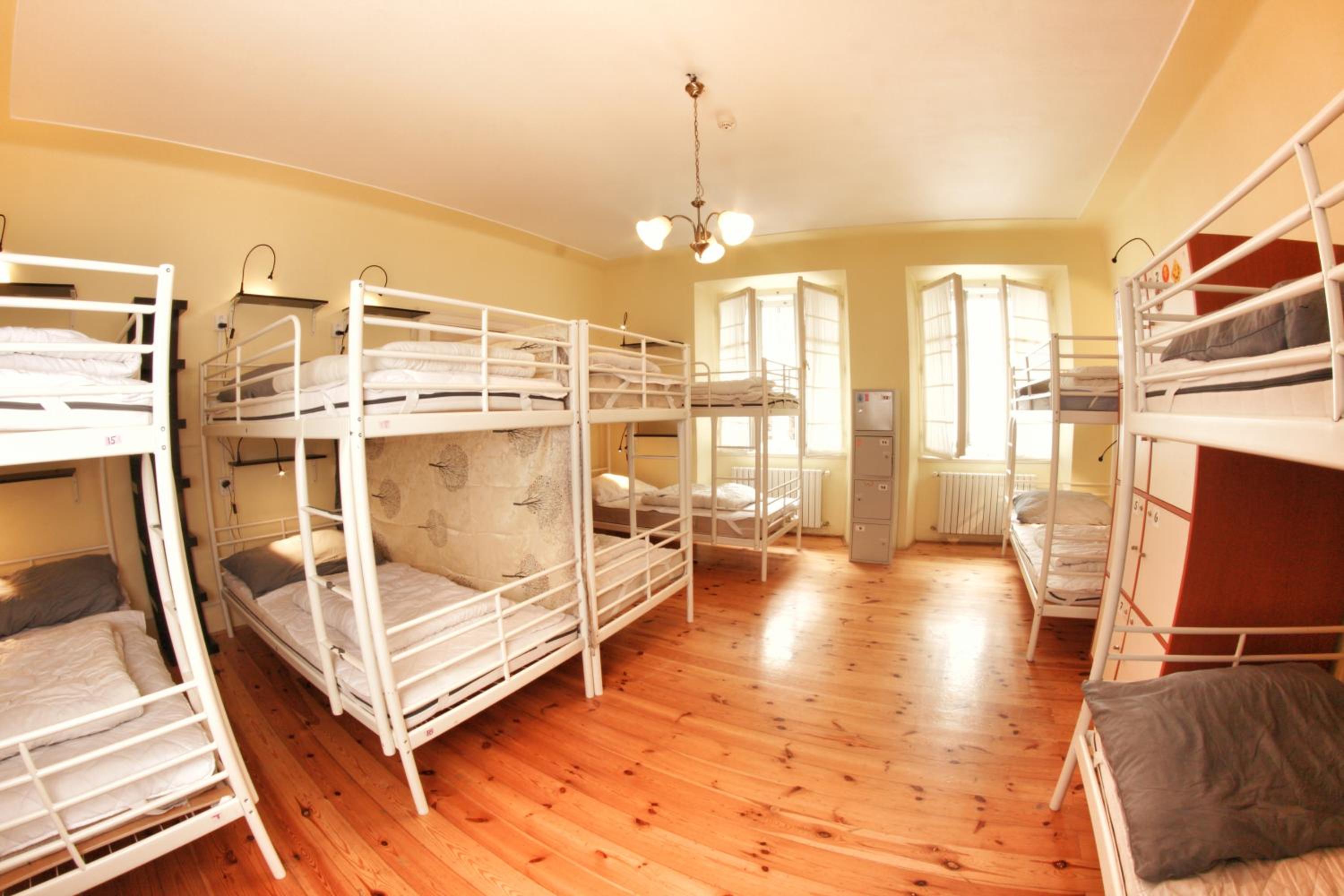 Hostel HOMEr - Old Town Square