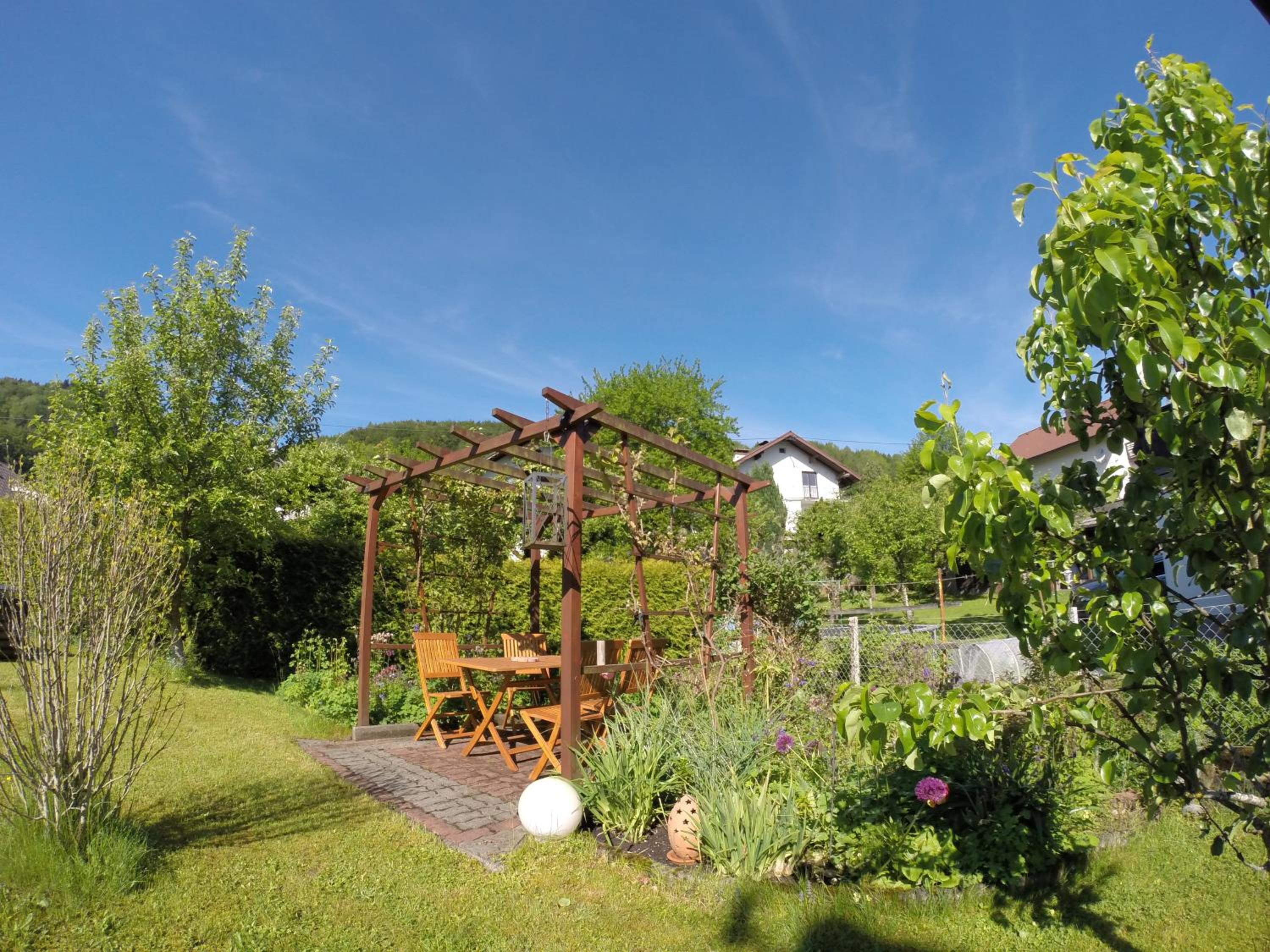 Ferienhaus in der Schlipfing mit Garten