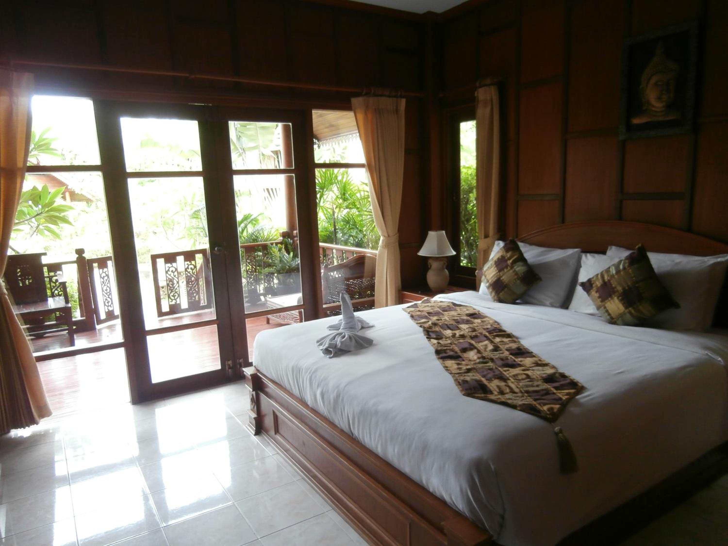 Baan Laem Noi Villa's