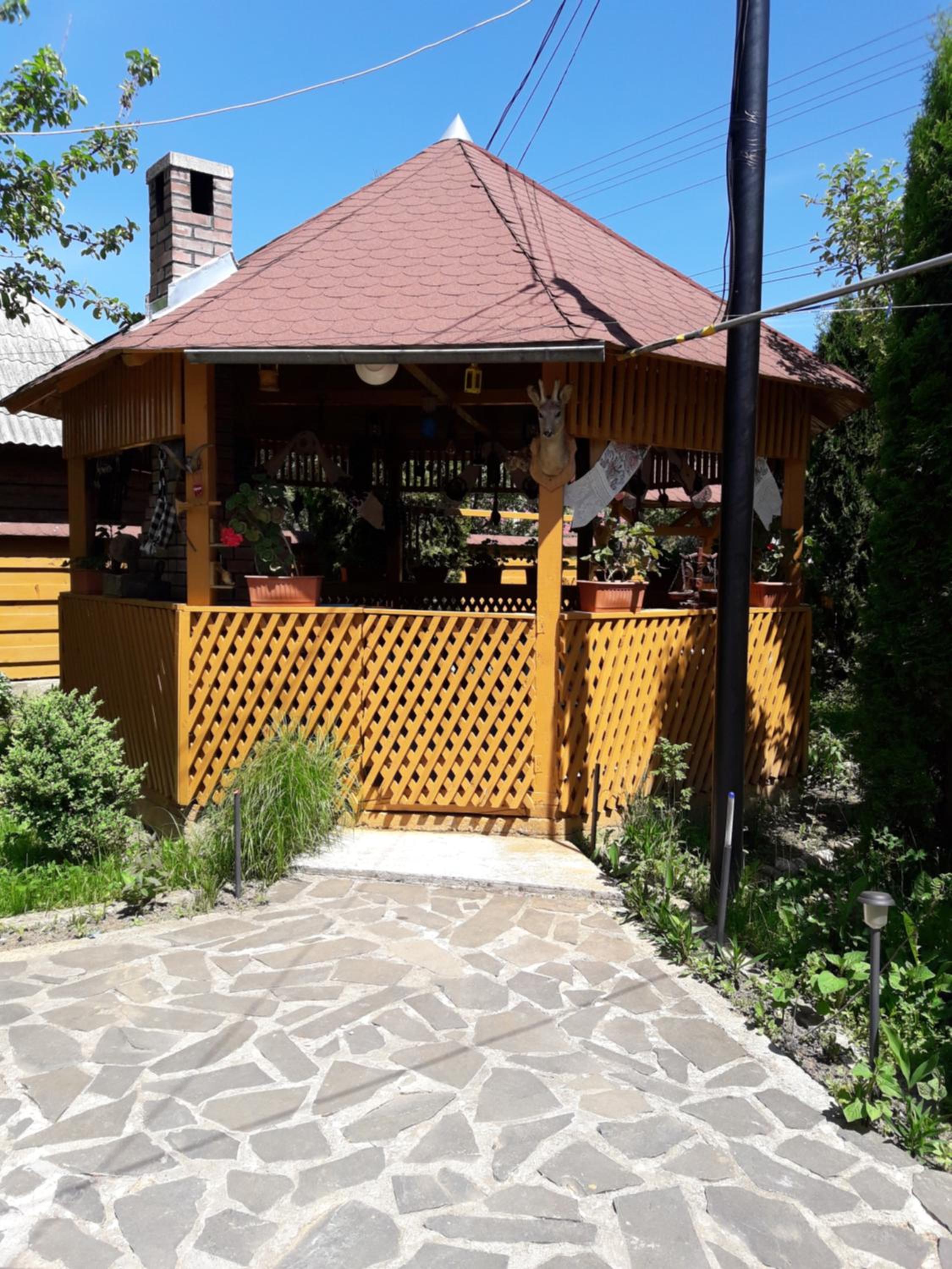Pensiunea Todorica Sergiu view 2