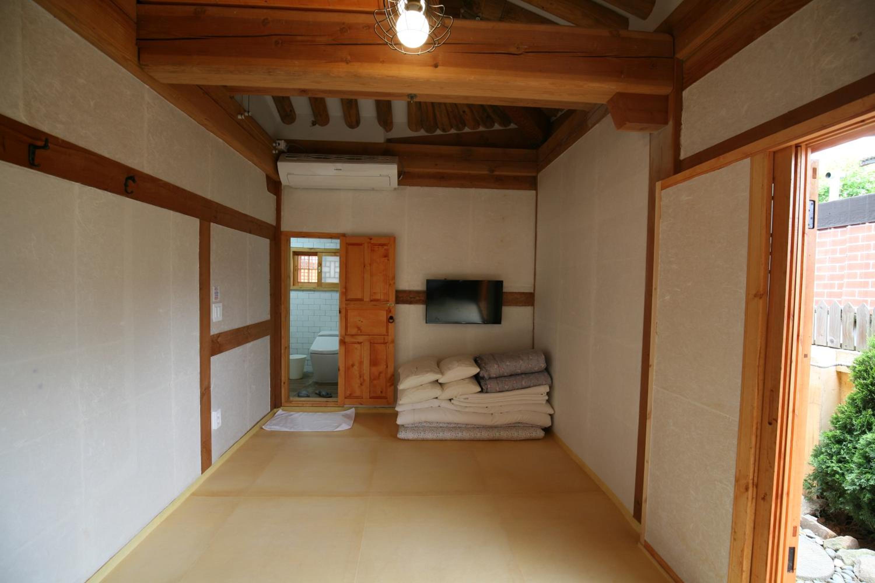 Photo 38