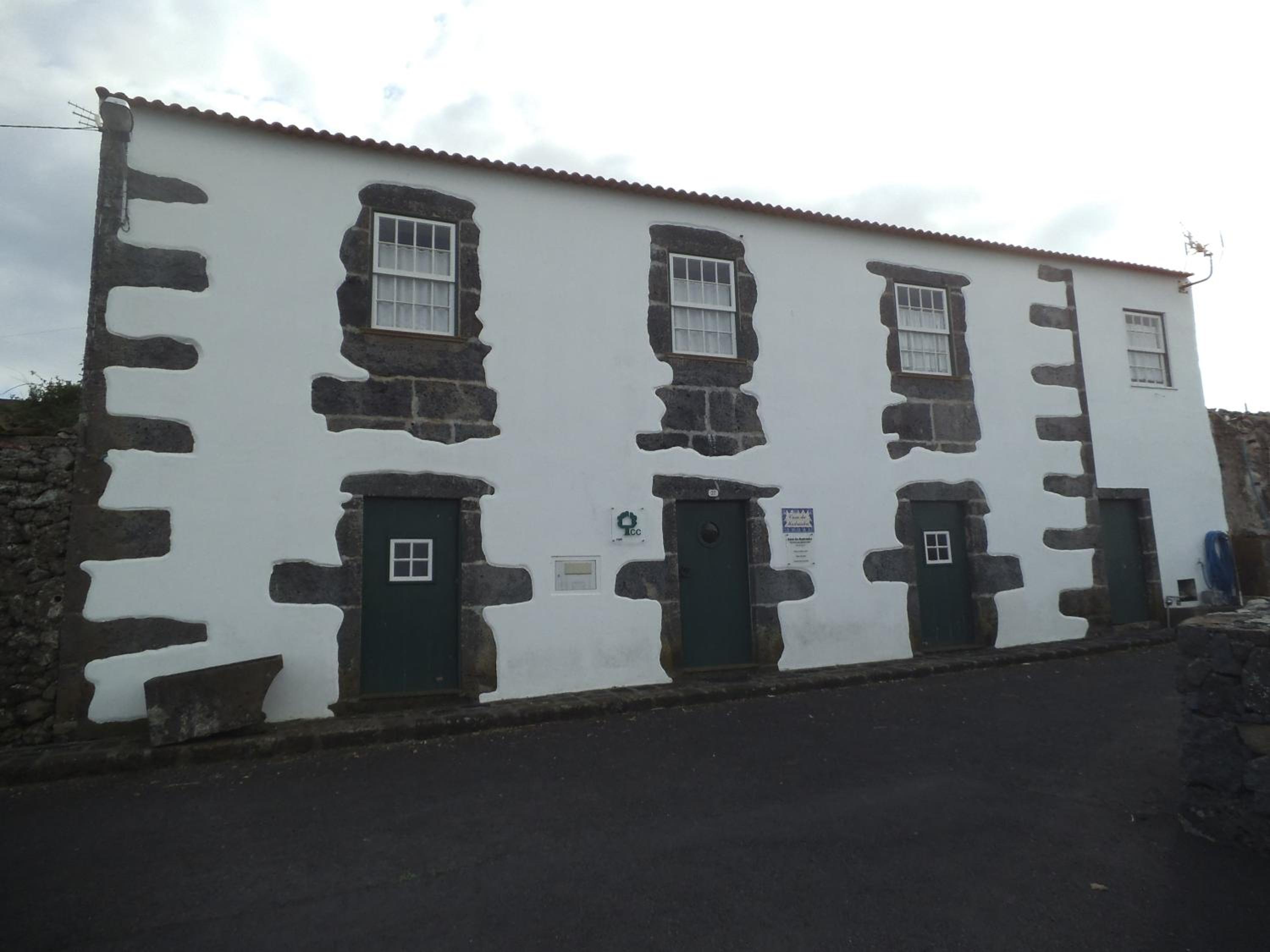 Casa da Madrinha Graciosa view 2