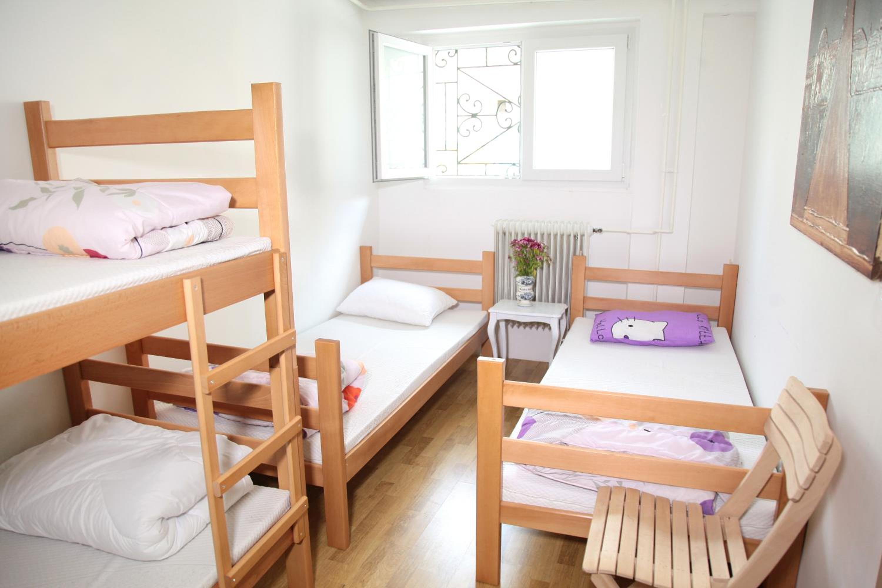 Hostel Jellostone