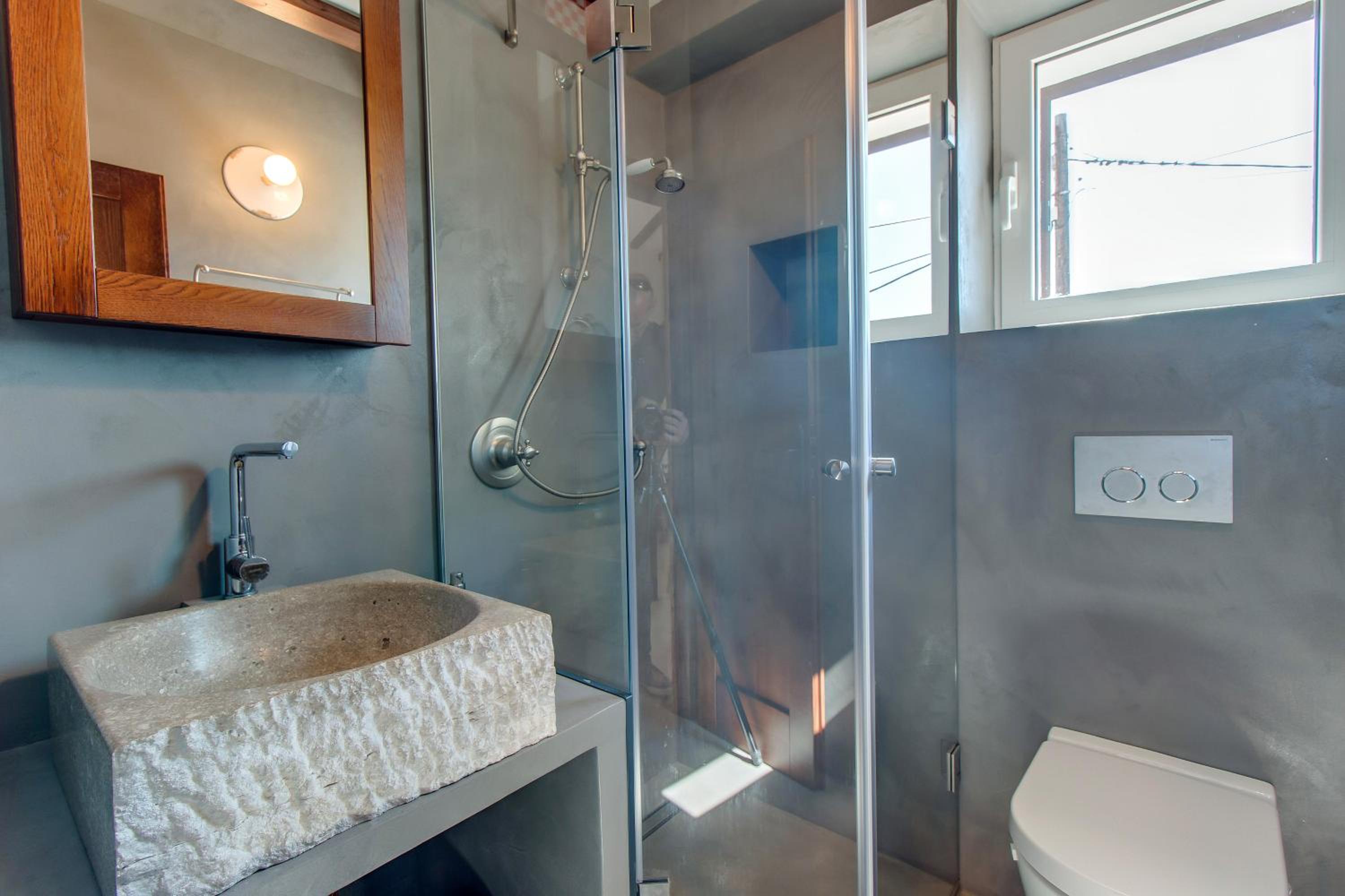Hilltop Apartment Vidovici view 5