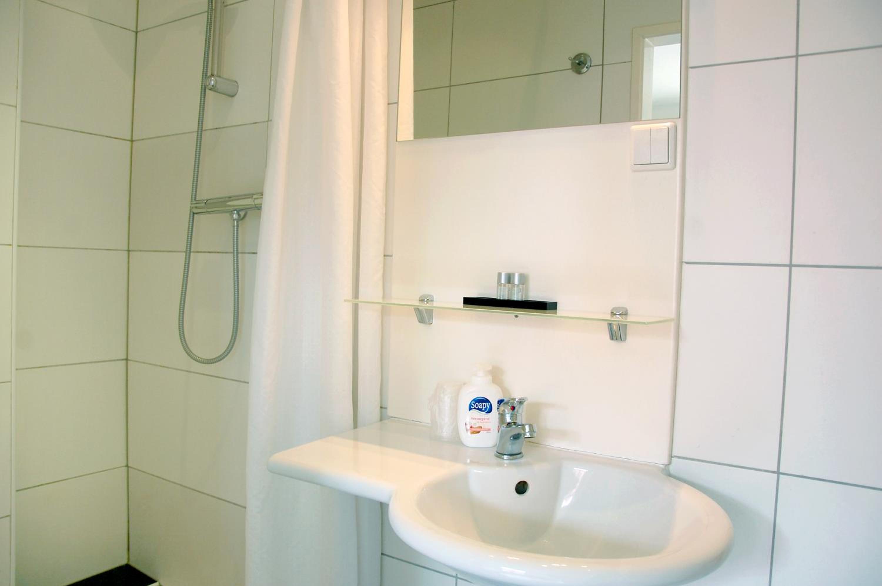 Ensche-Day Inn