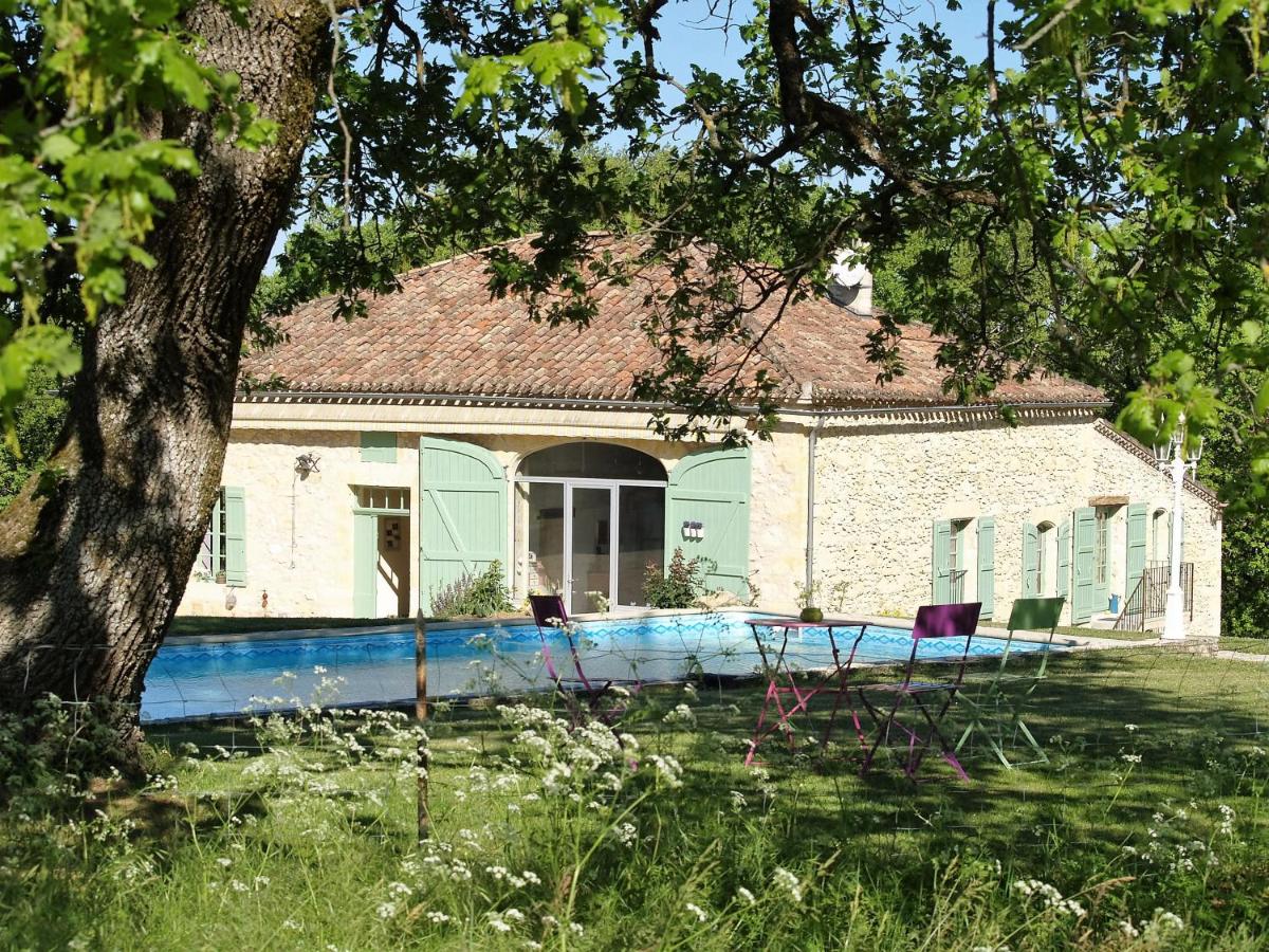 Photo 33