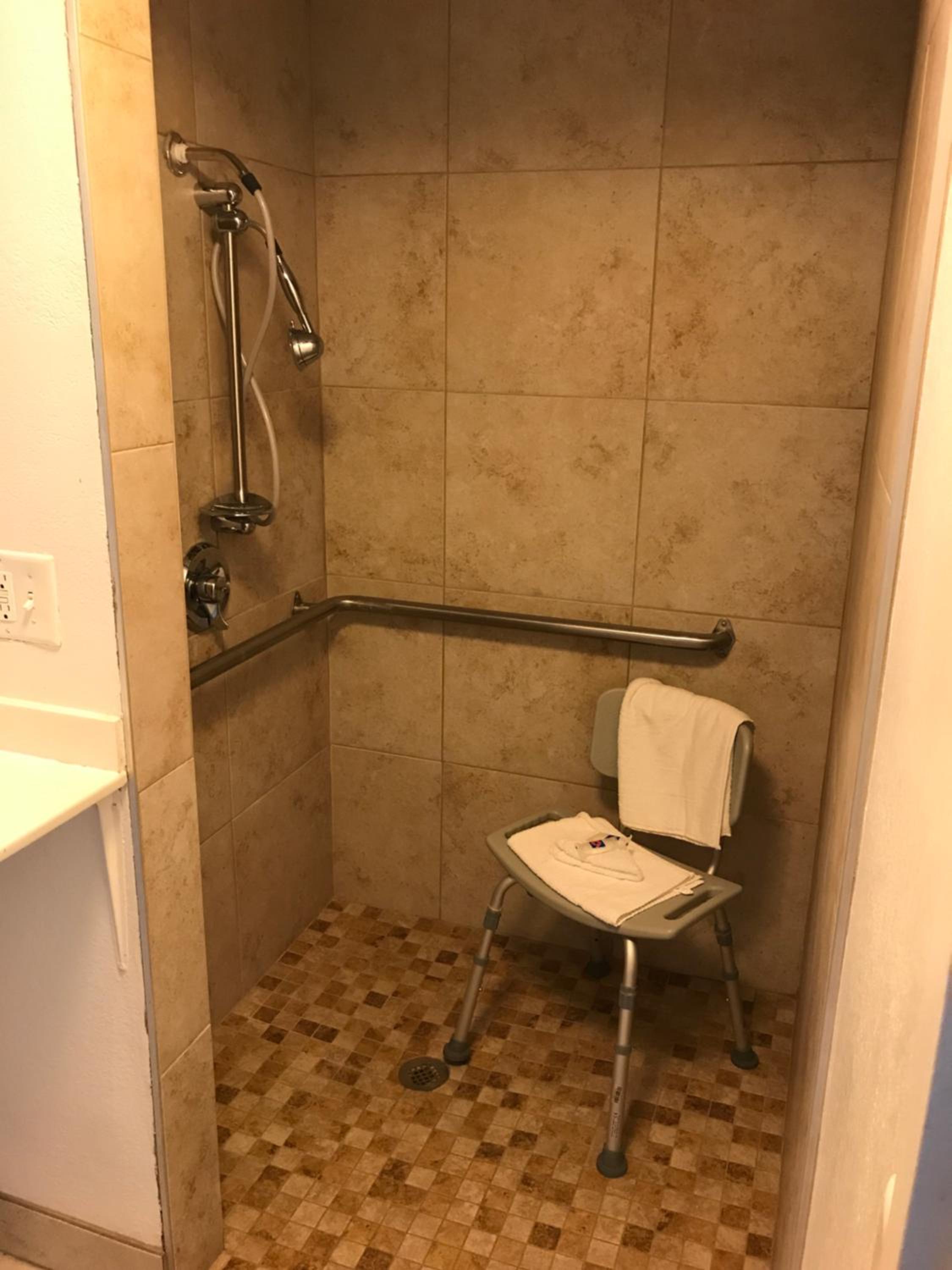 Motel 6-Des Moines, IA - North