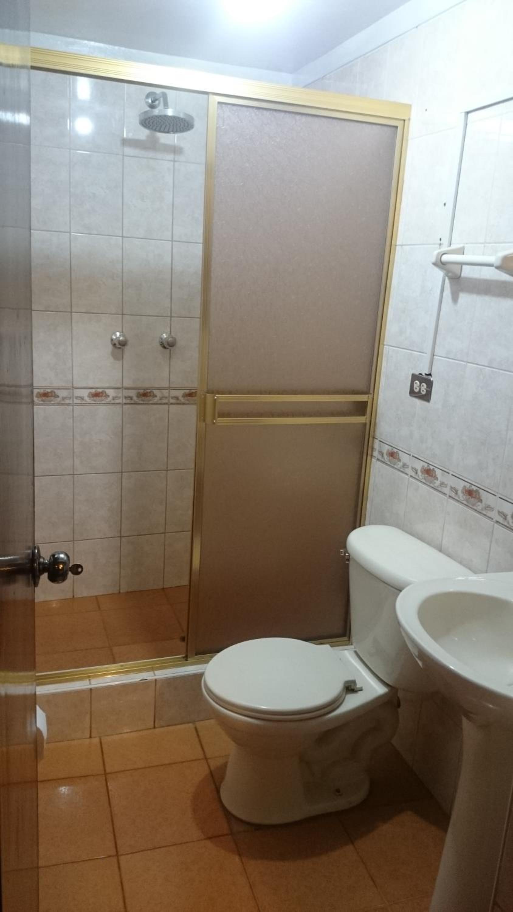 Photo 33