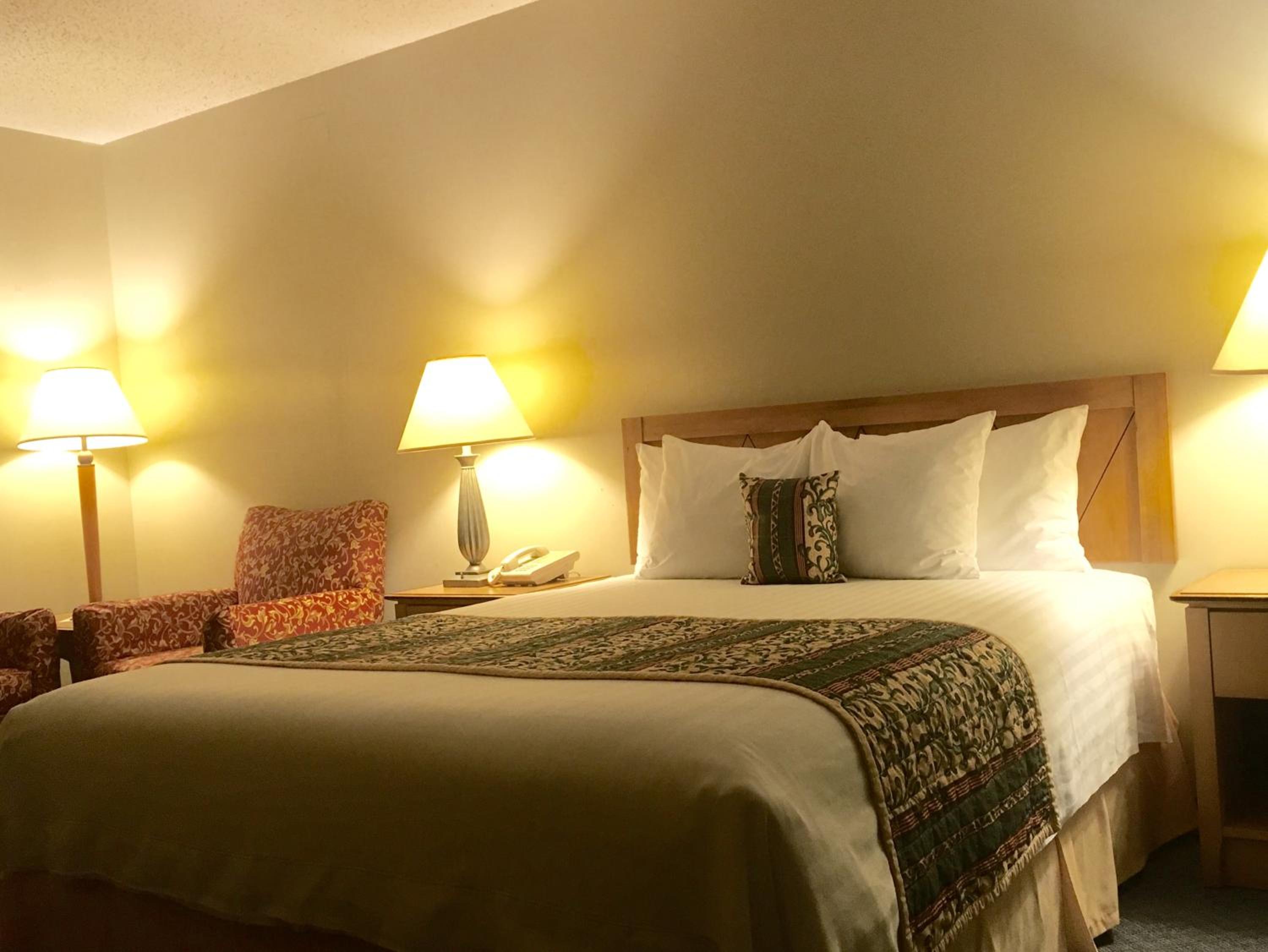 Thunderbird Lodge, Norman, OK - Property Image 12