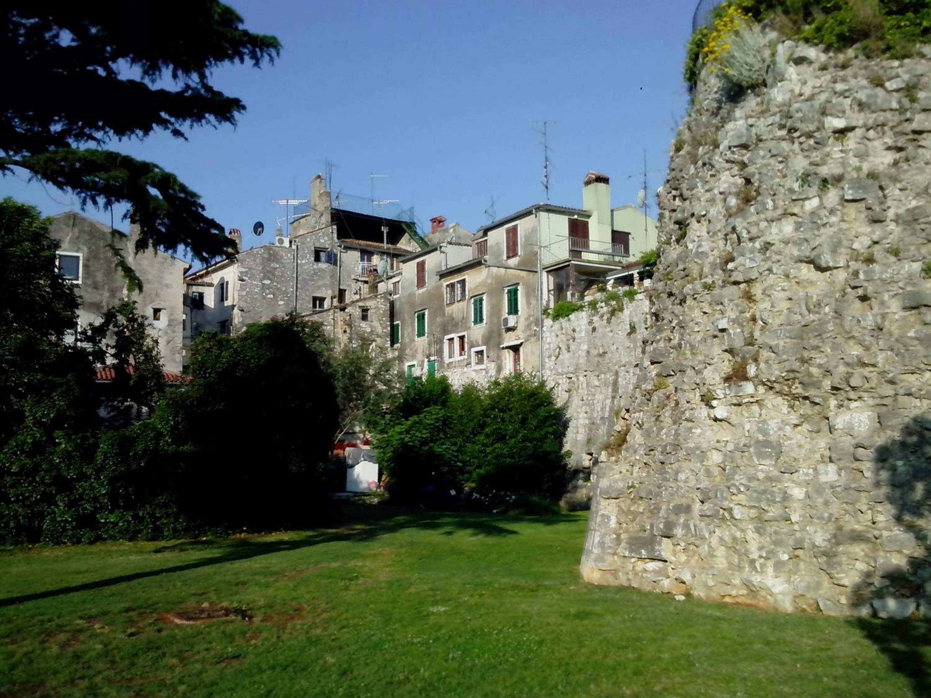 Old Town Charmer view 4