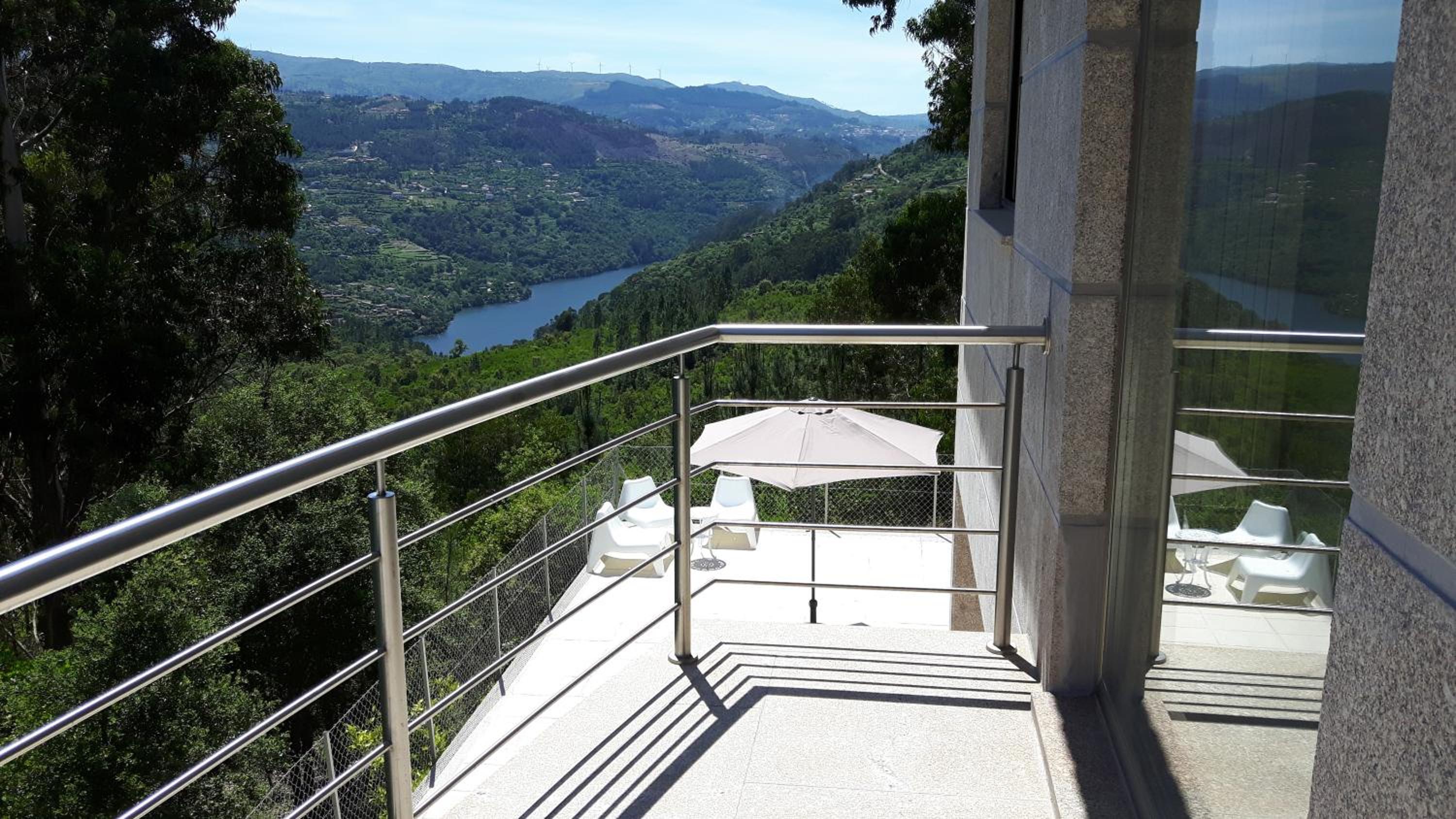 Casa Douro Terrace view 5