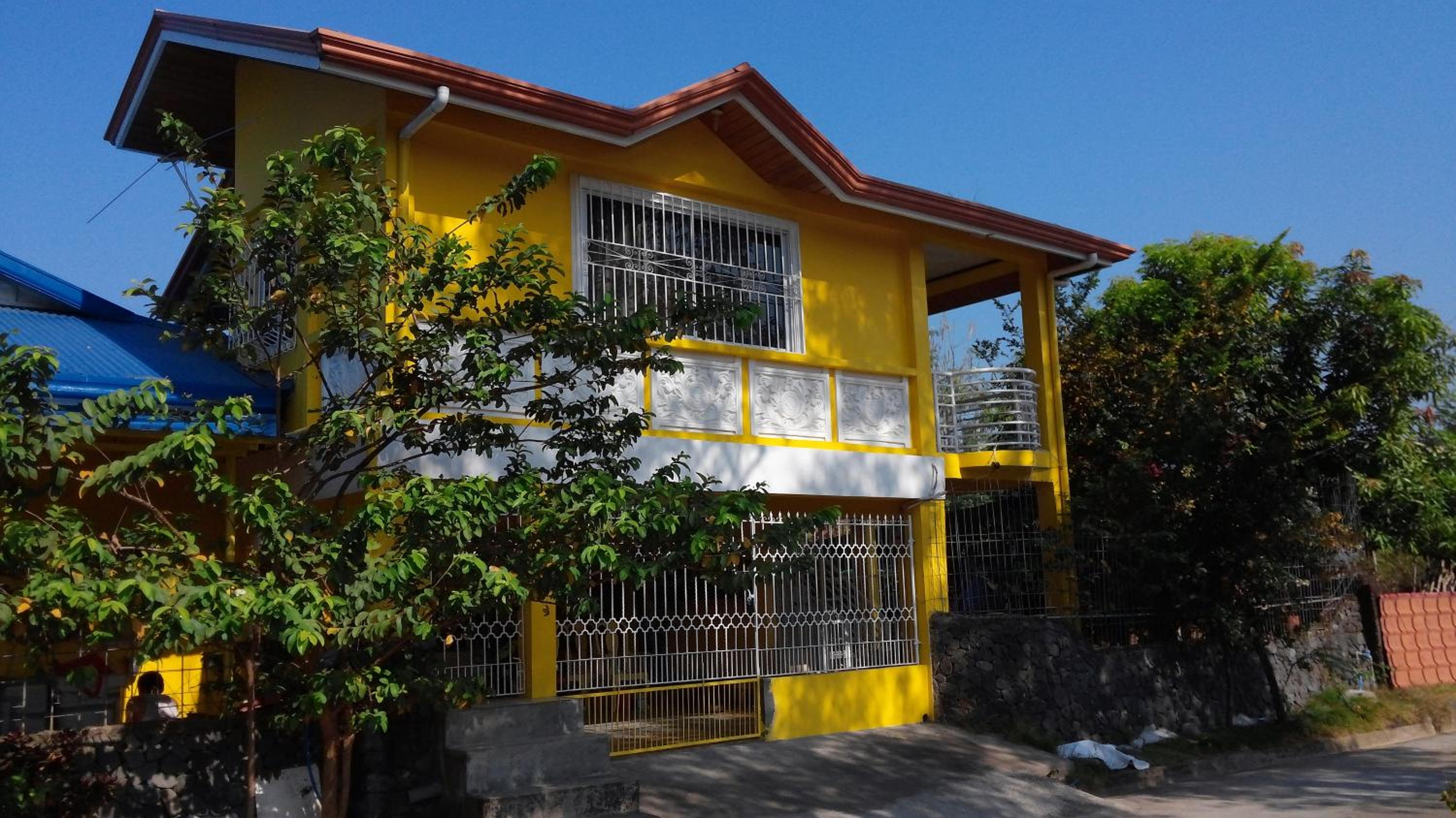 Yellow House Vacation Rental