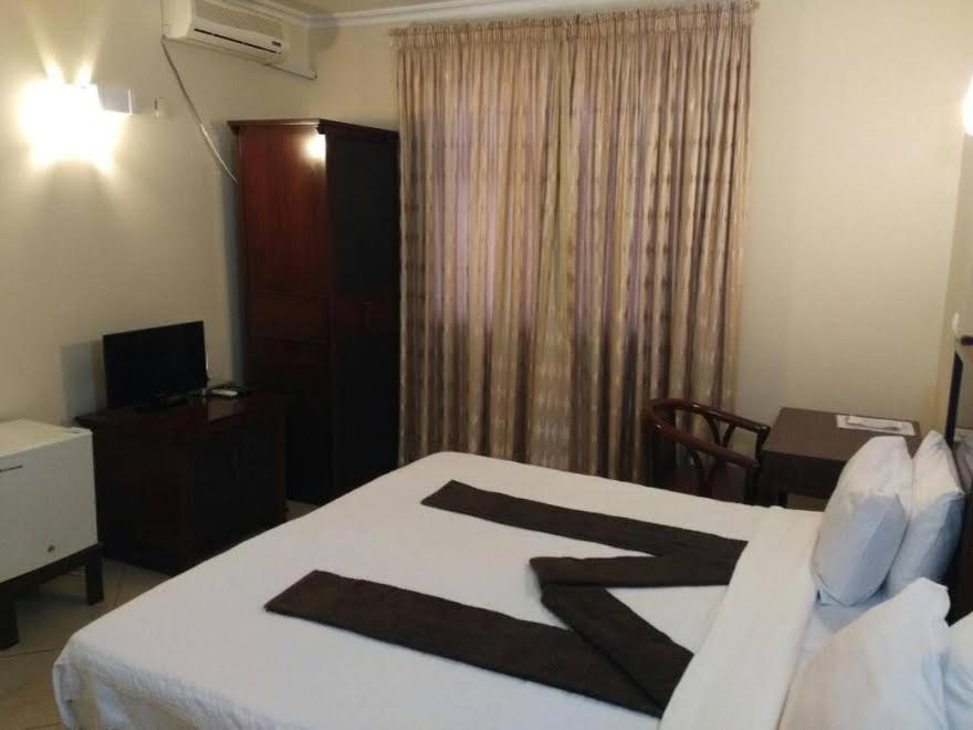 Pensao Marhaba Residencial view 5