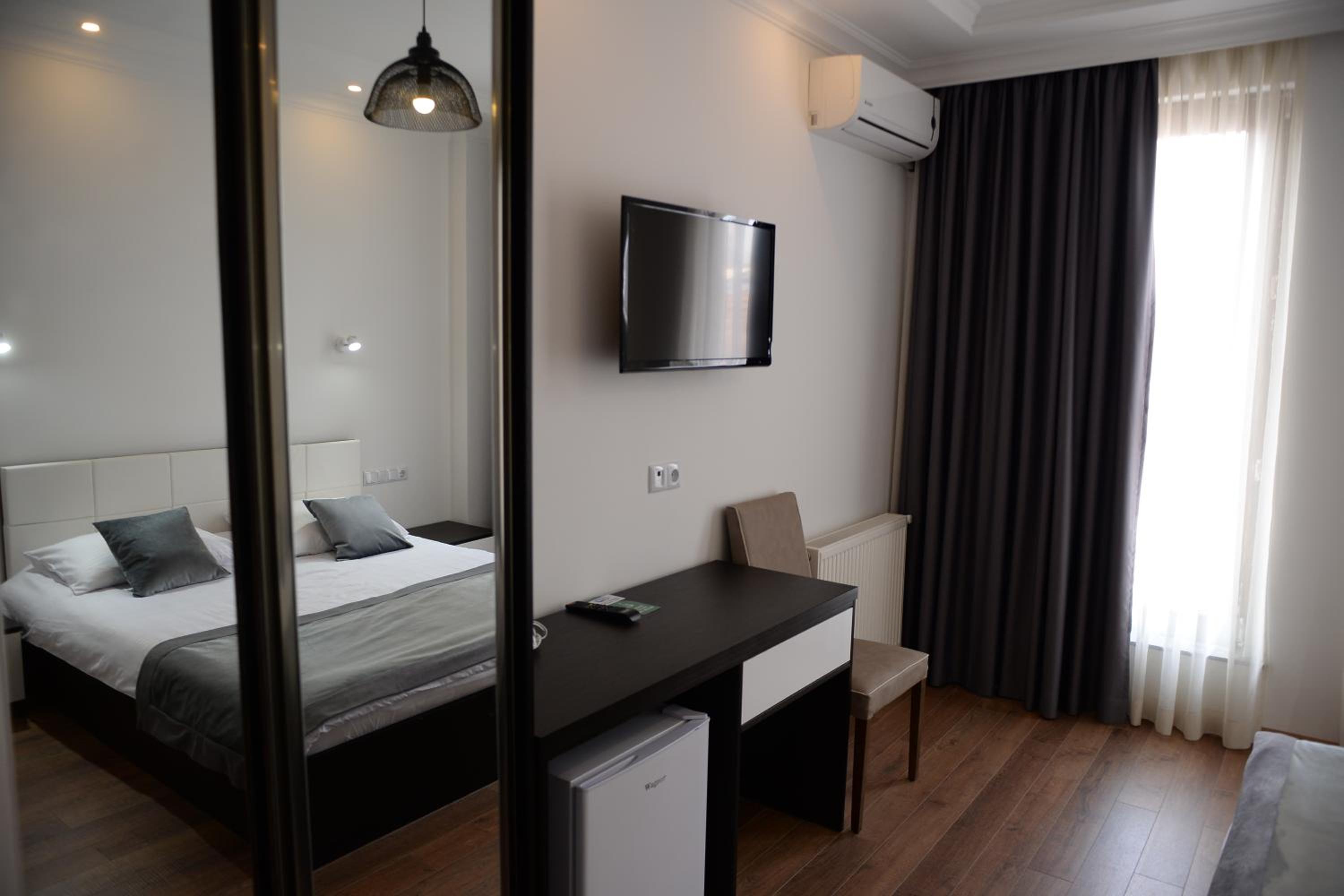 Guest House Gantiadi view 3