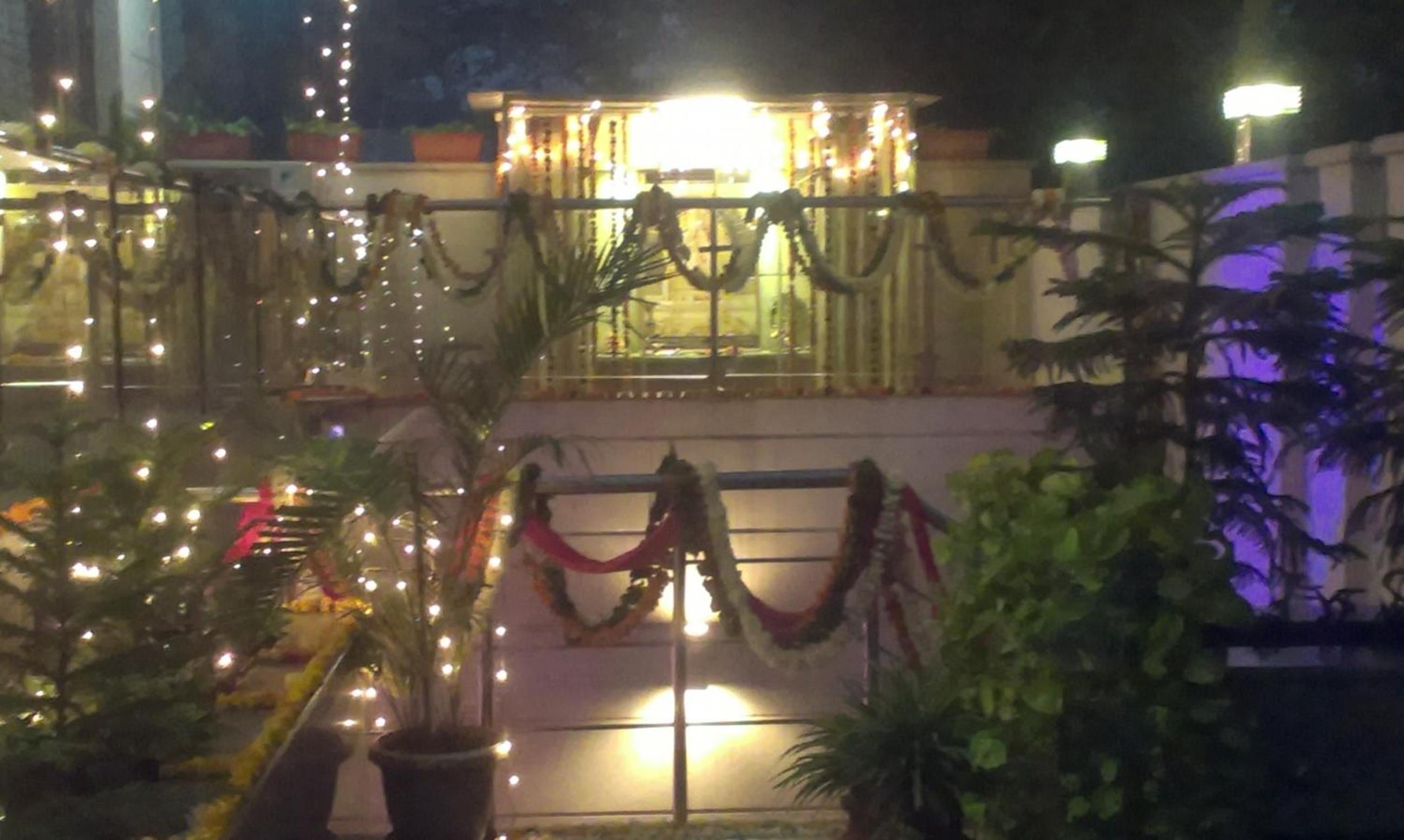 Indiyaah Inn