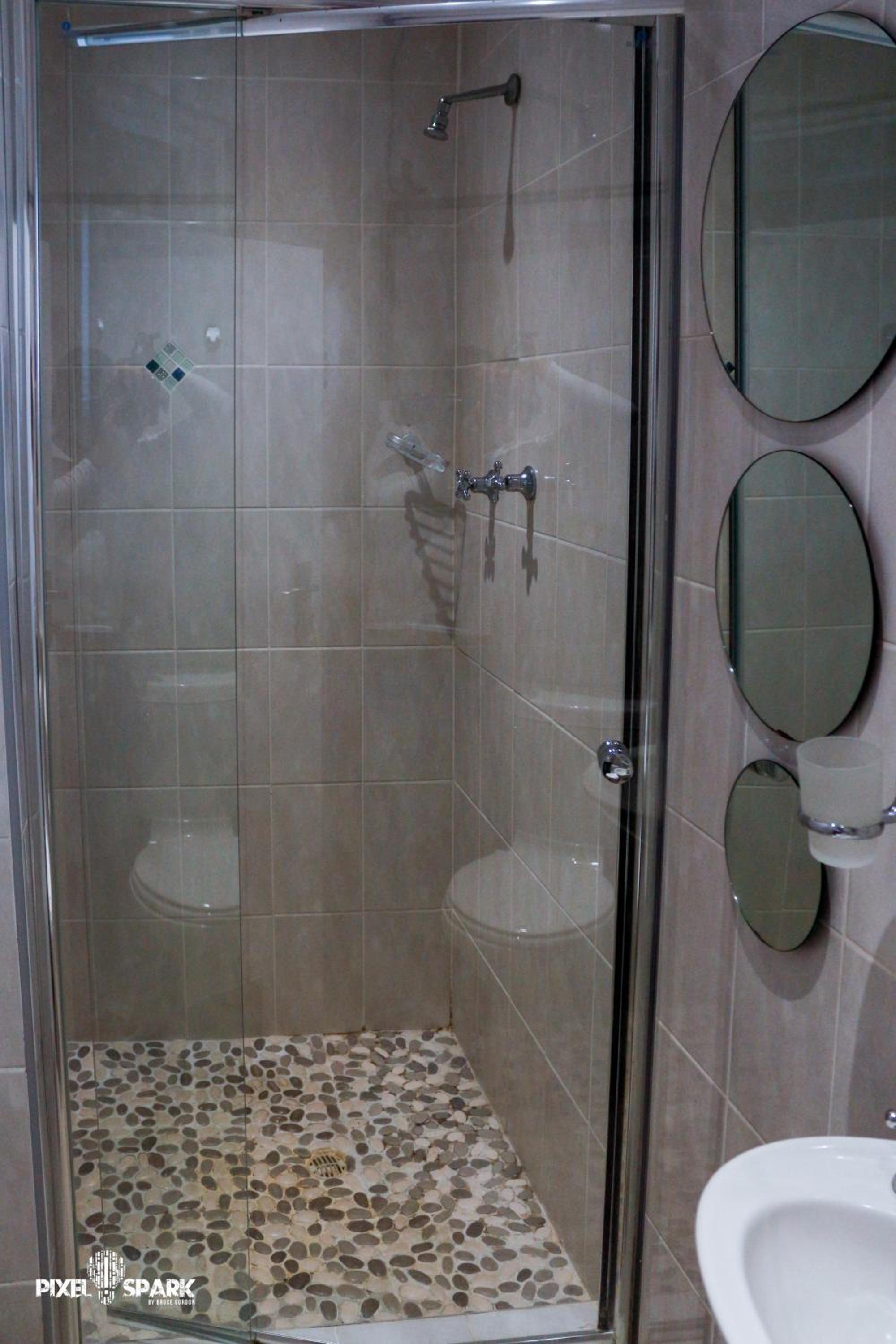 Photo 51