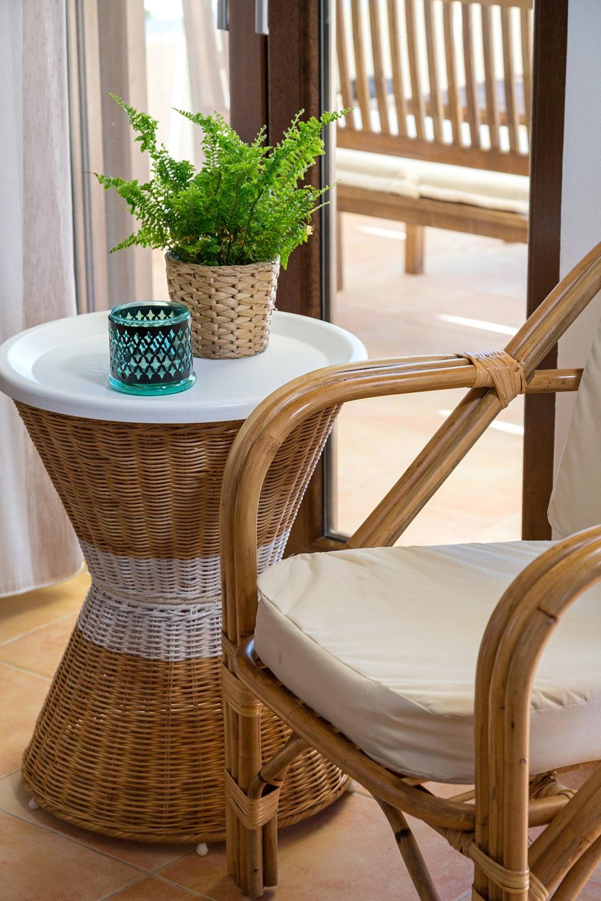 Syra Suites