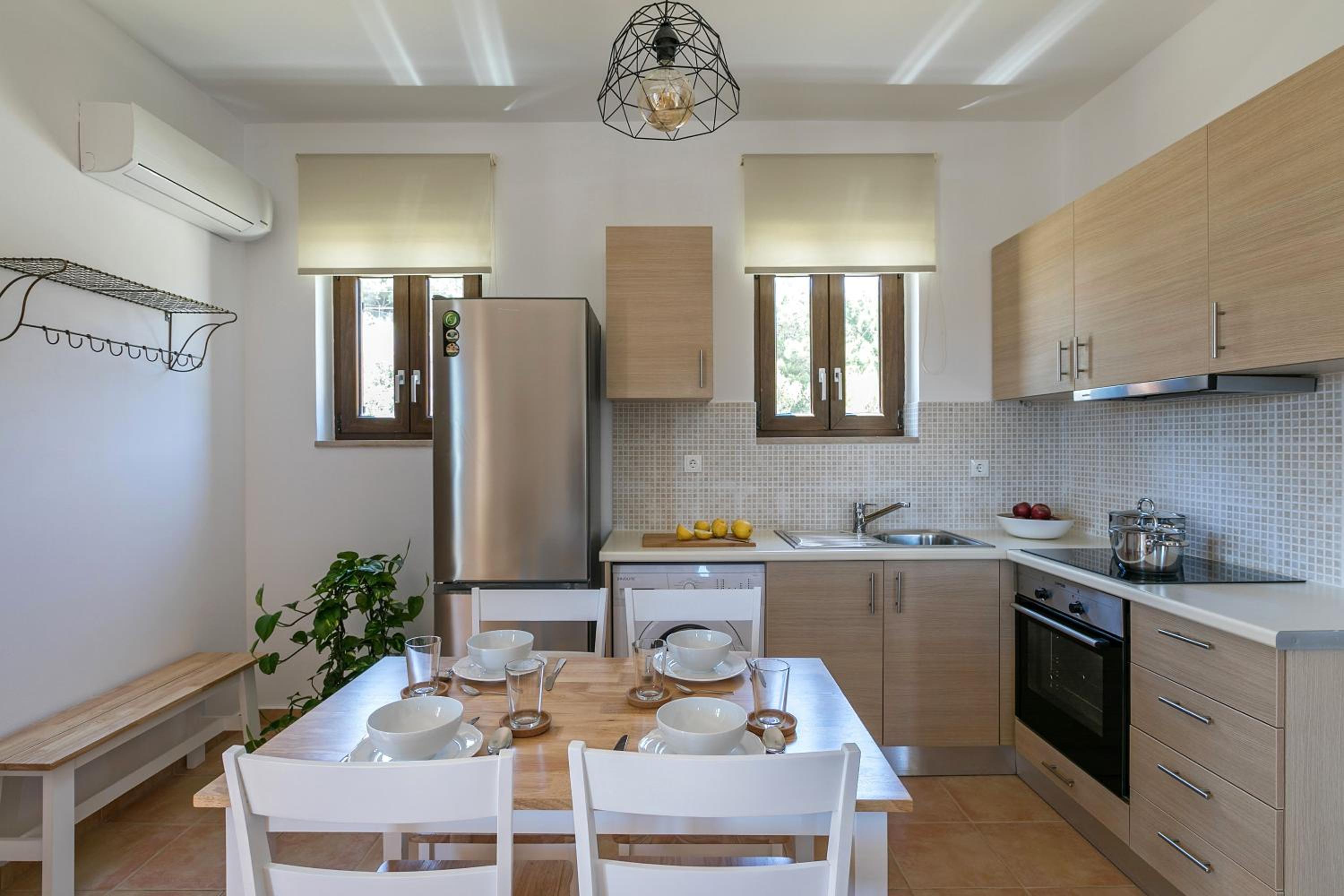 Syra Suites
