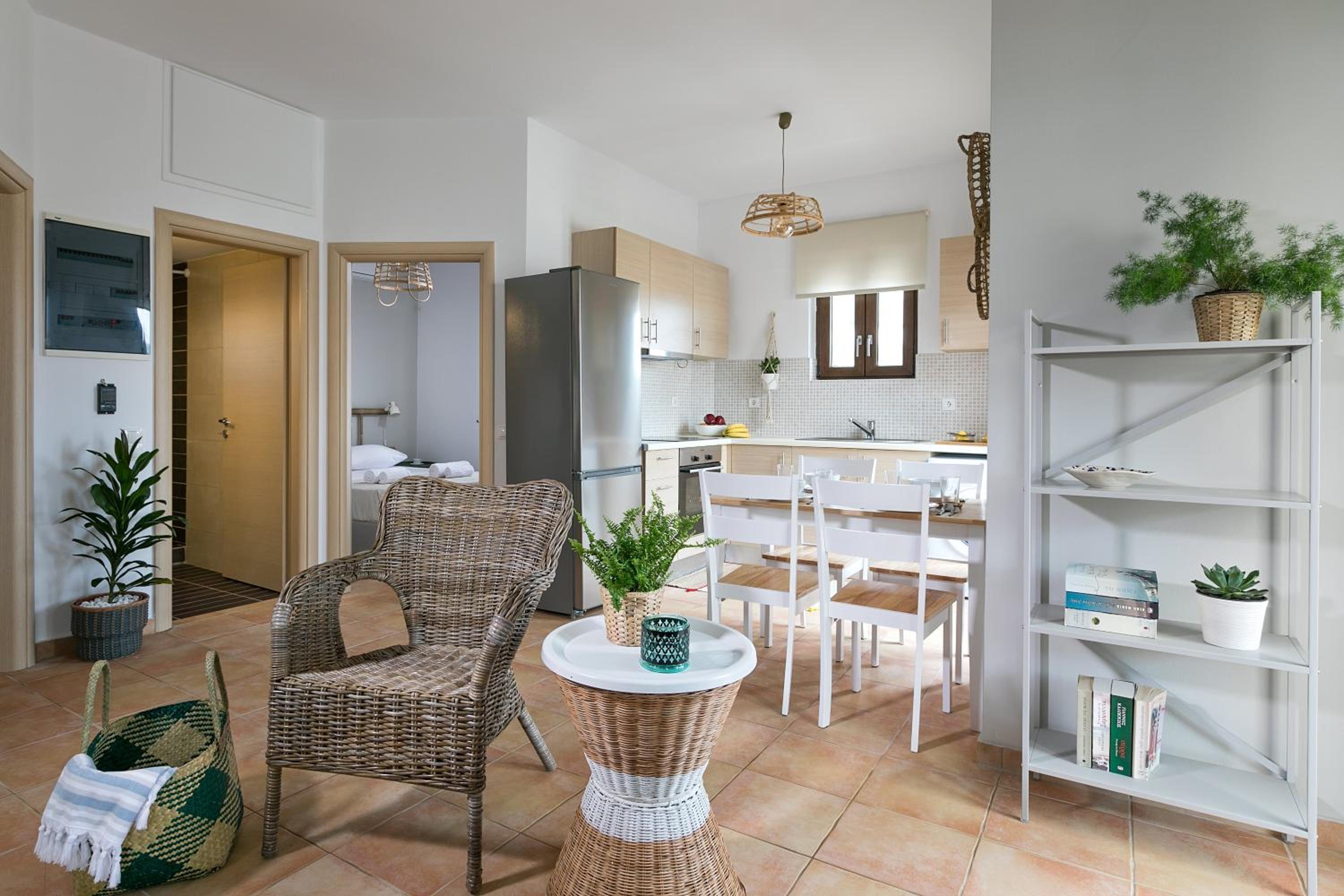 Syra Suites
