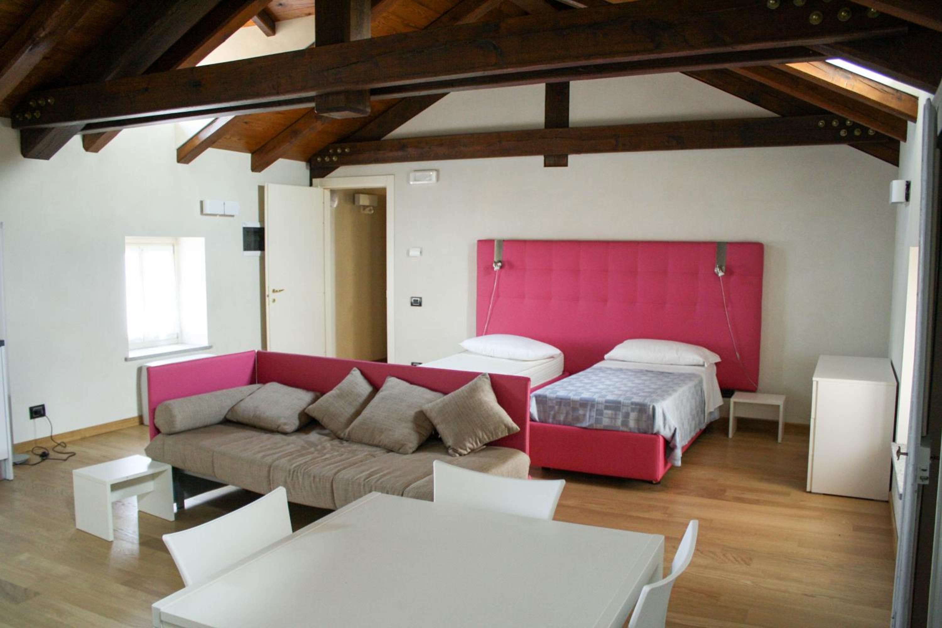 Palazzo Sacco Hostello Fossano view 3