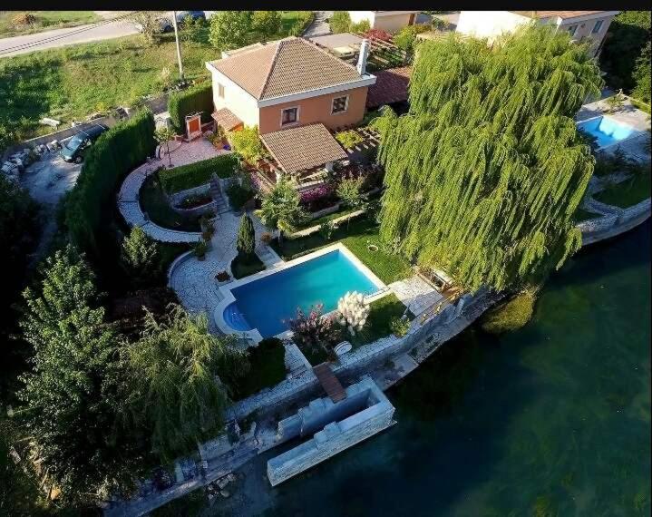 Villa Old Garden