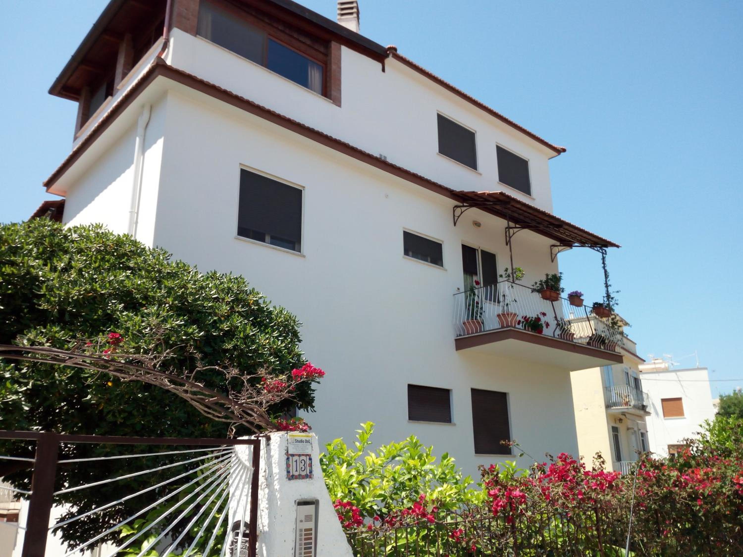 Lisa Apartment photo 1