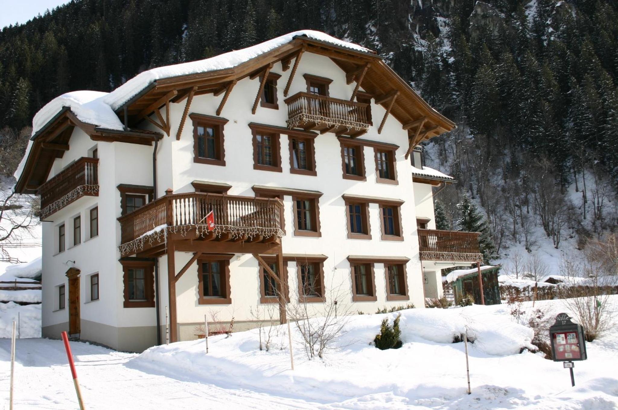 Villa 17 view 3