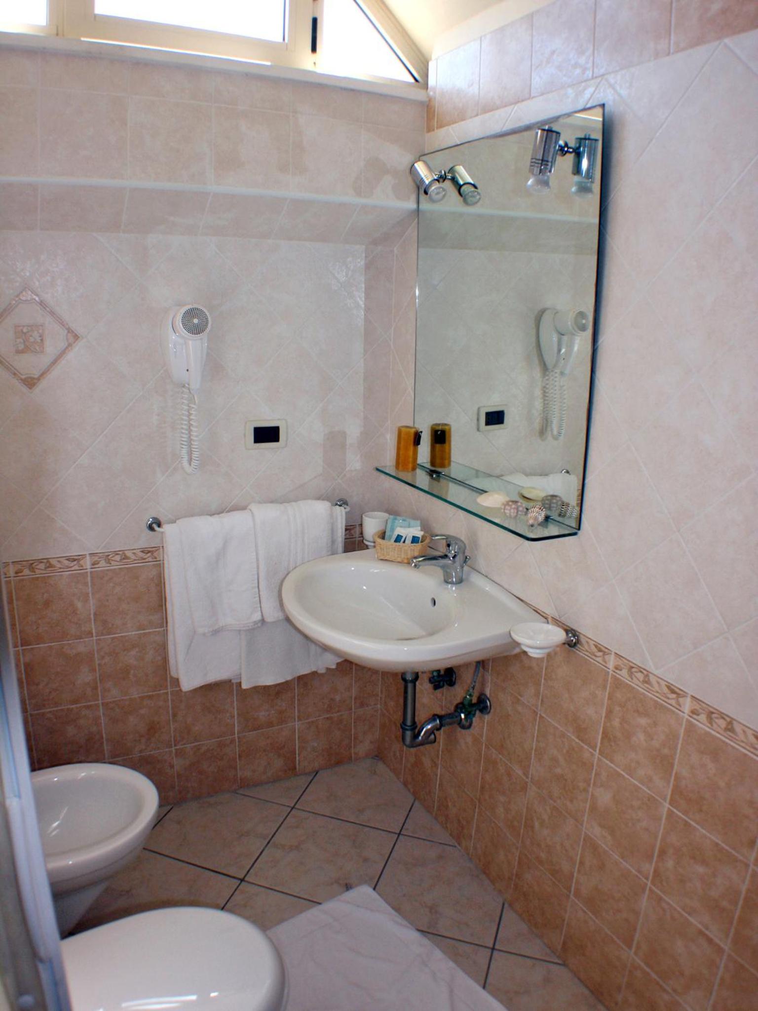 Photo 51