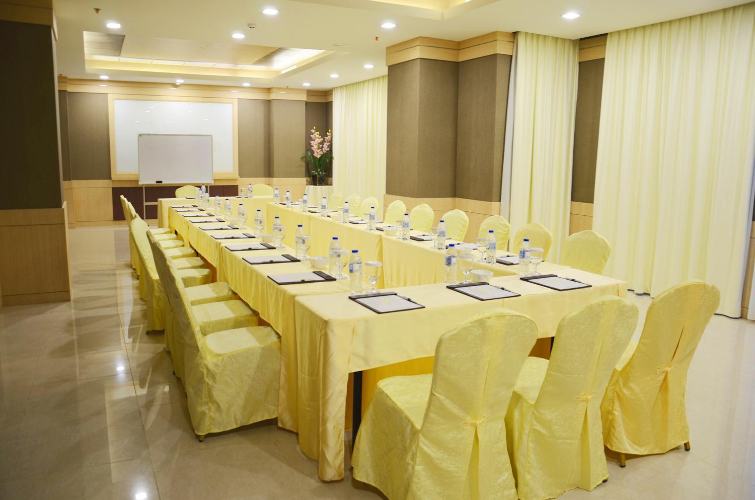 Nagoya Hill Hotel Batam 59