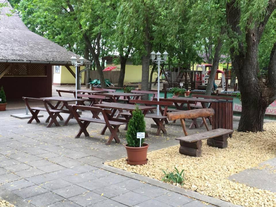 Photo 43
