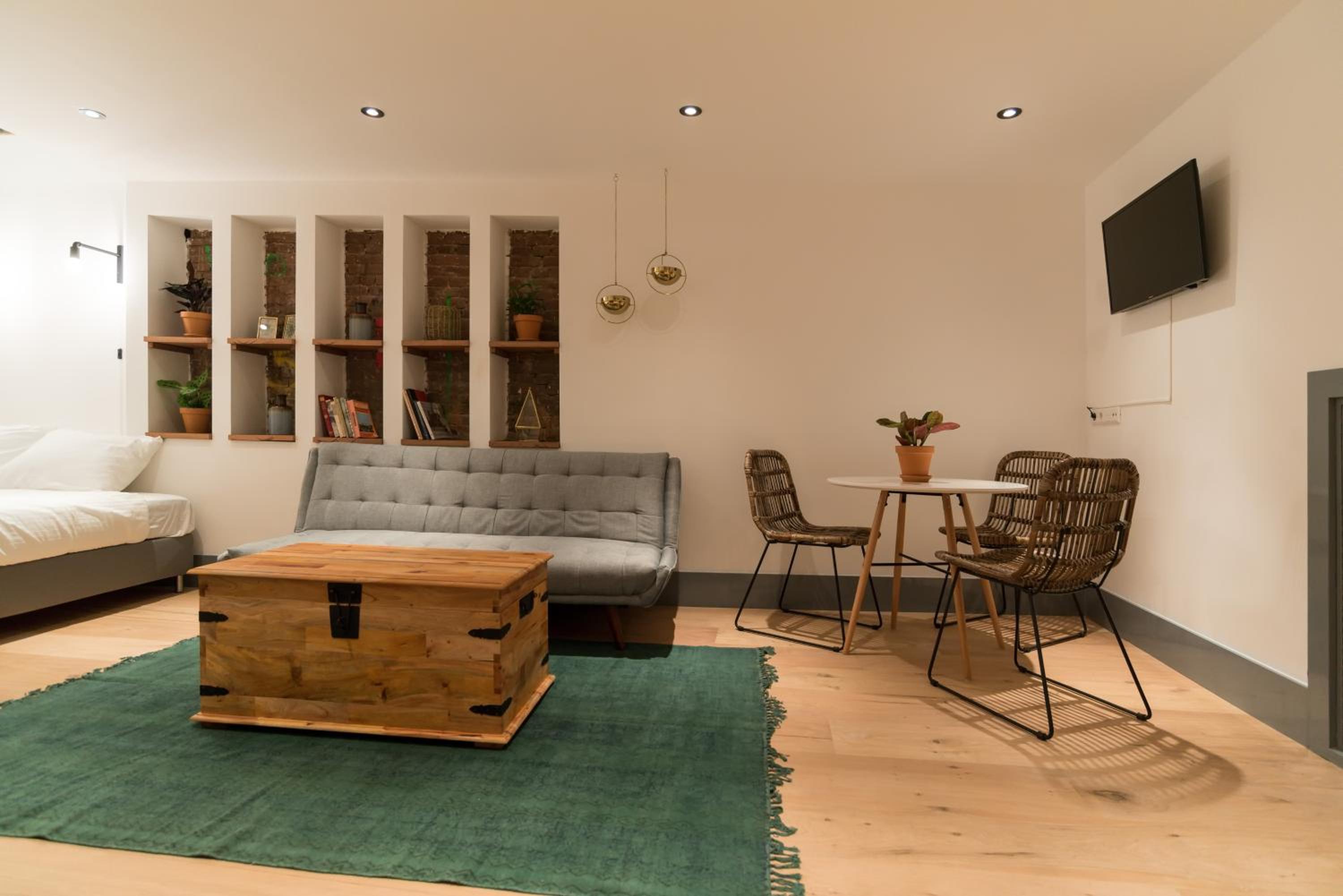 Saint Claire Studio