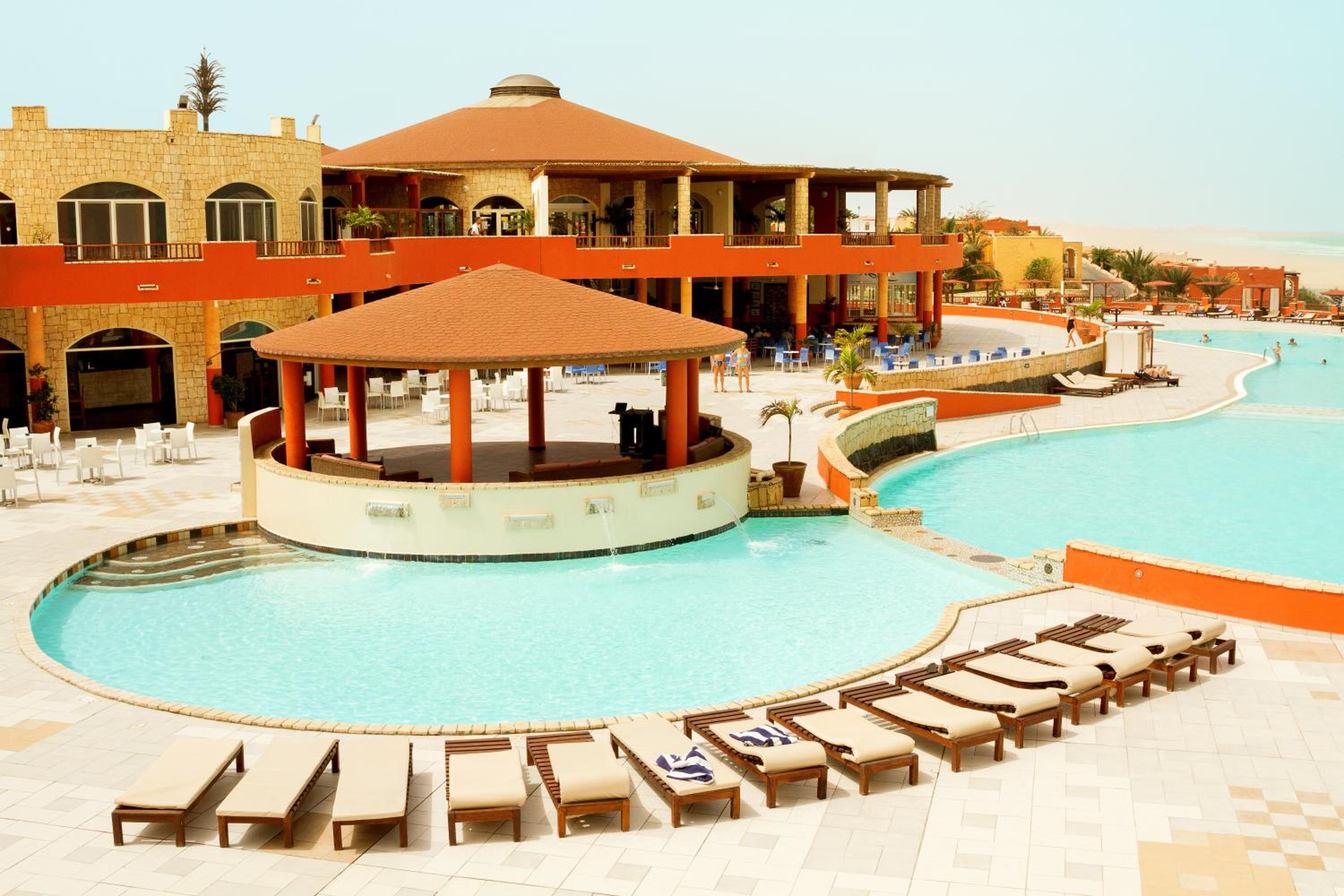 Pool & Wellness